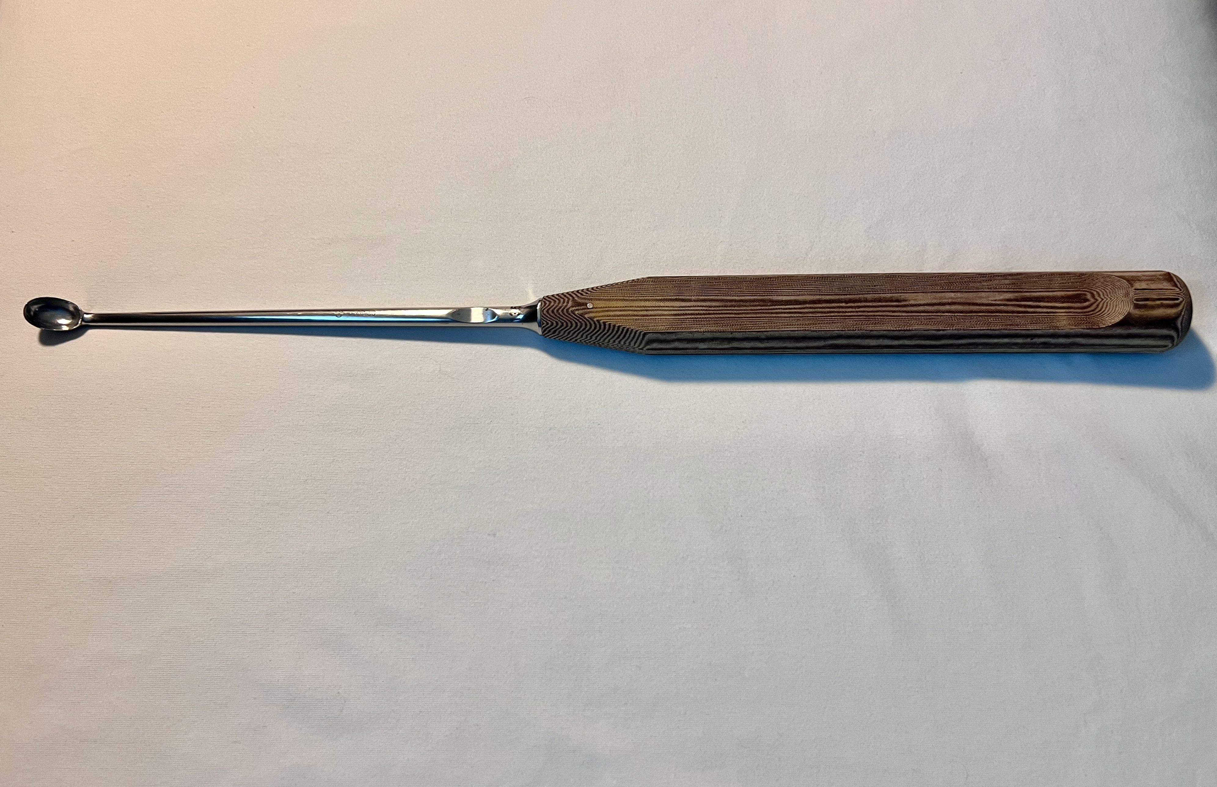 389.60 Angled Oval-Head Bone Curette 13.5mm US2006