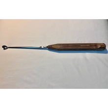 389.60 Angled Oval-Head Bone Curette 13.5mm US2006