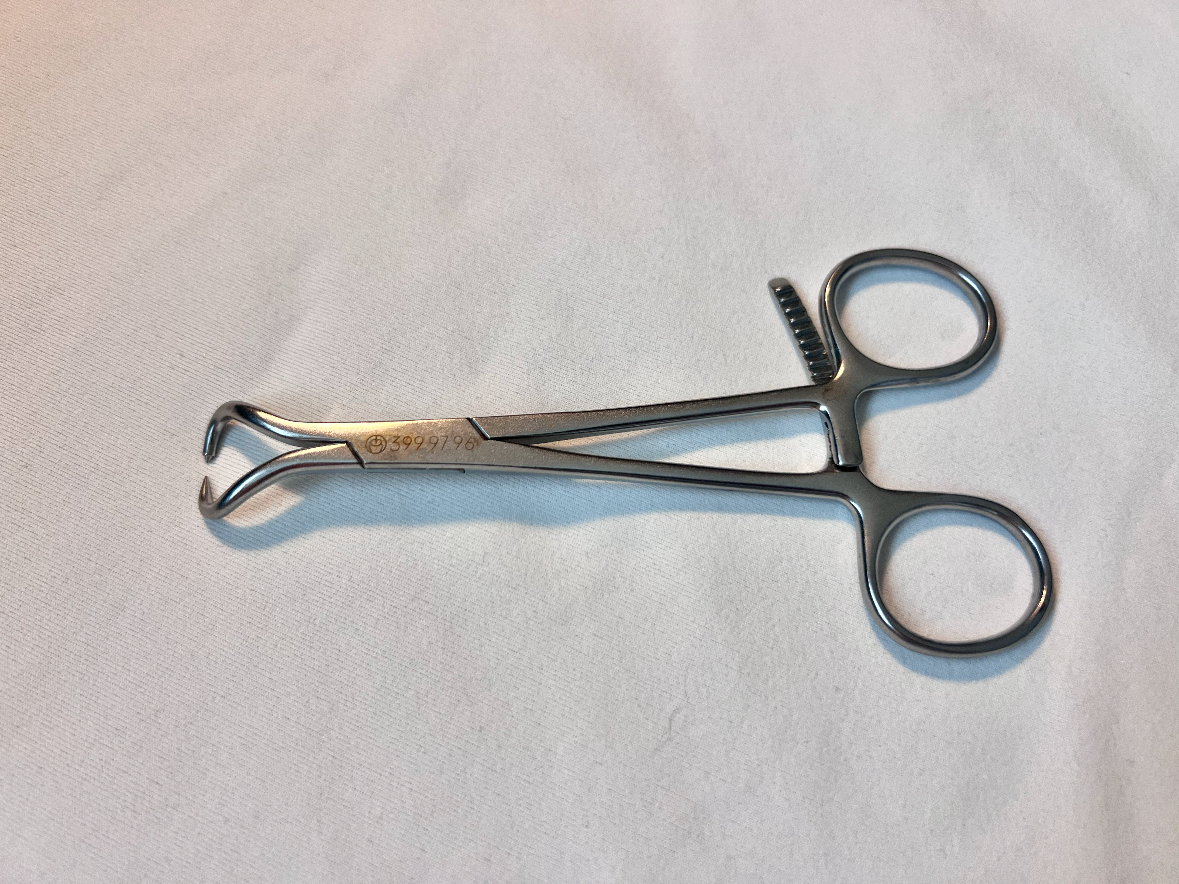 399.97.96 Reduction Forceps Ratcheted w/ Points US1981