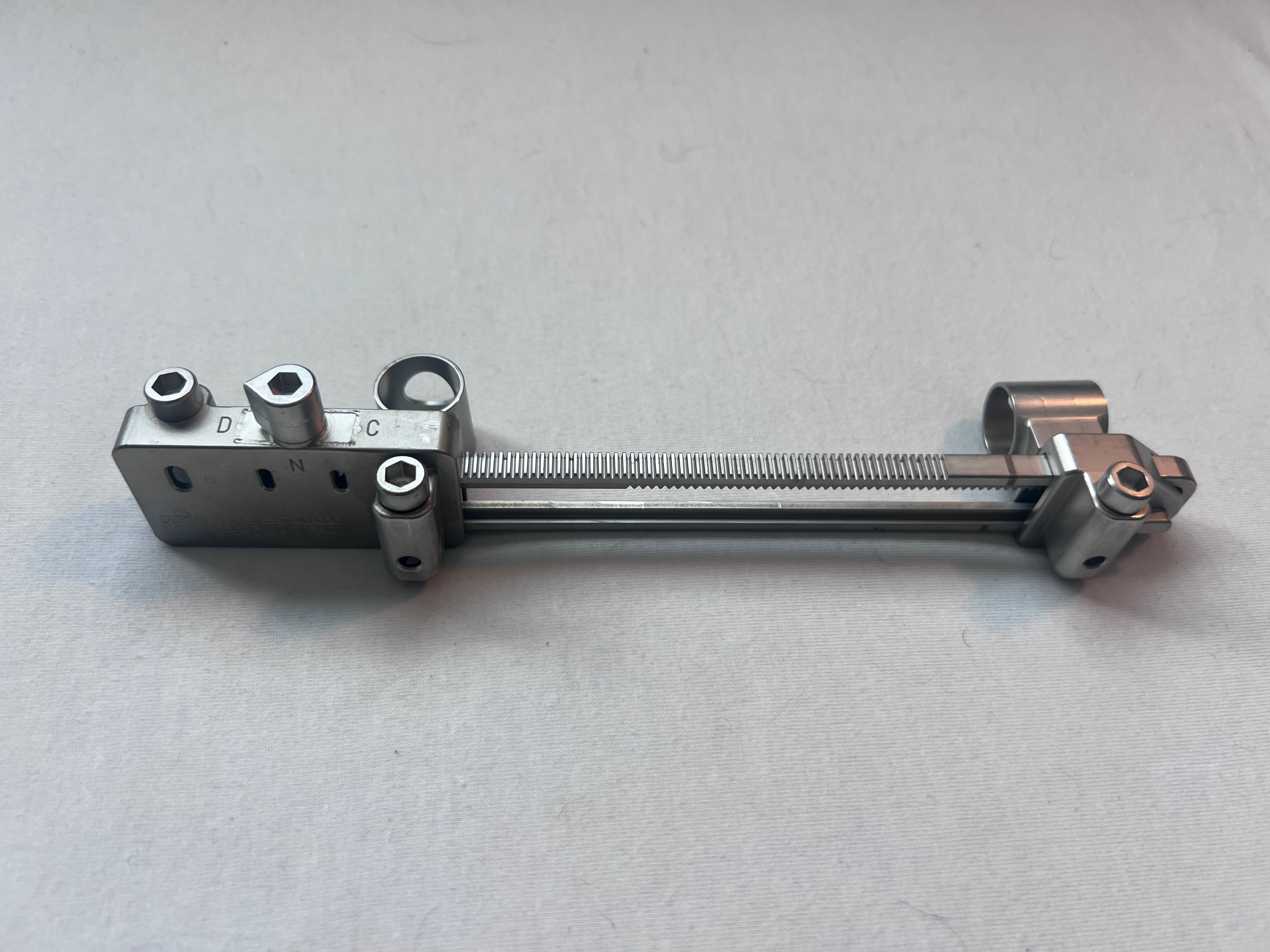 2867-40-020 Expedium Viper 2 Compression/Distraction Rack US1822
