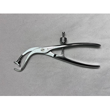 398.811 Size 0 Plate Holding Forceps w/ Swivel Foot US1620