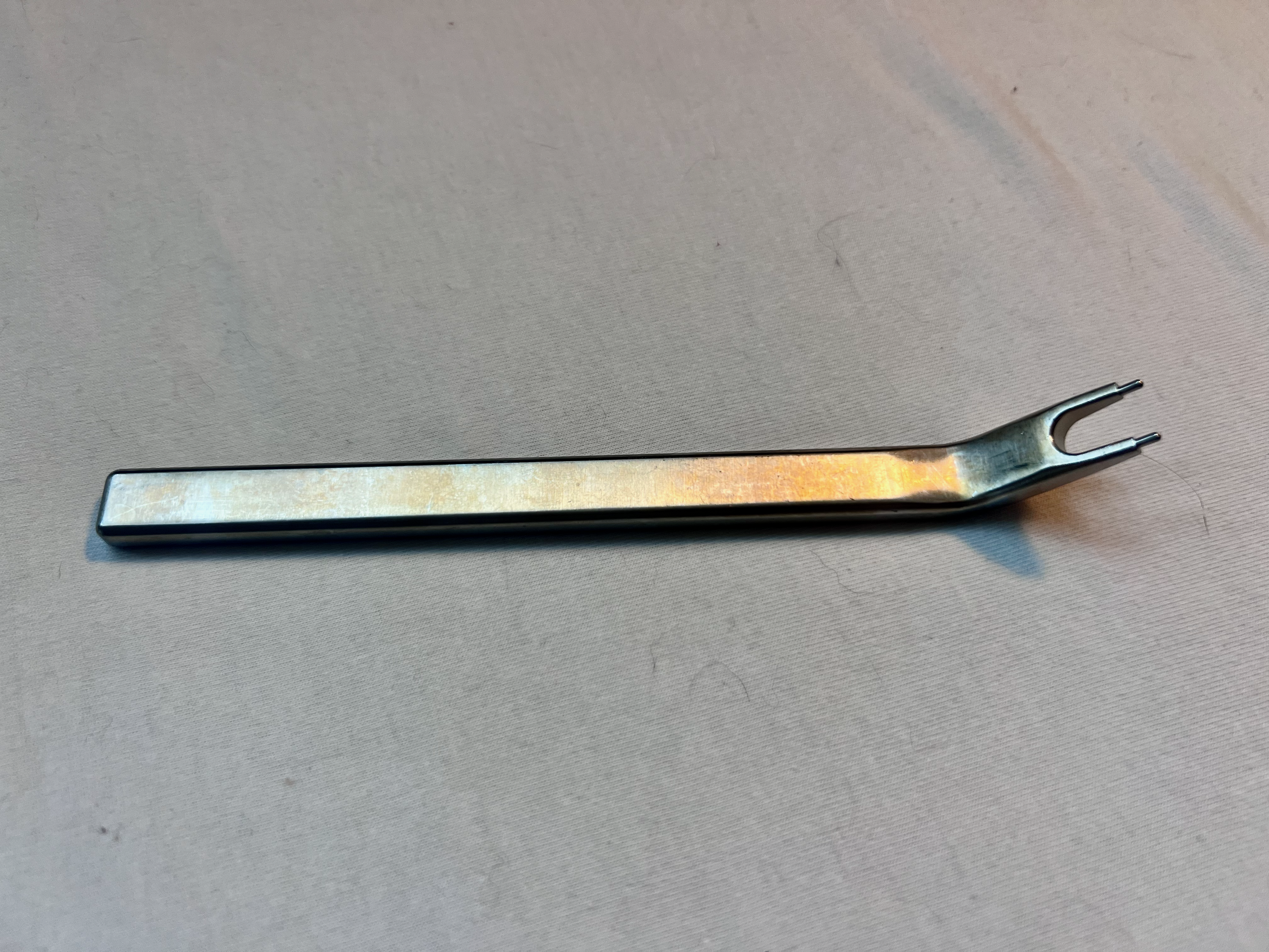 2745-85-200 Expedium 5.5 Spinal Tab Key Remover US1857