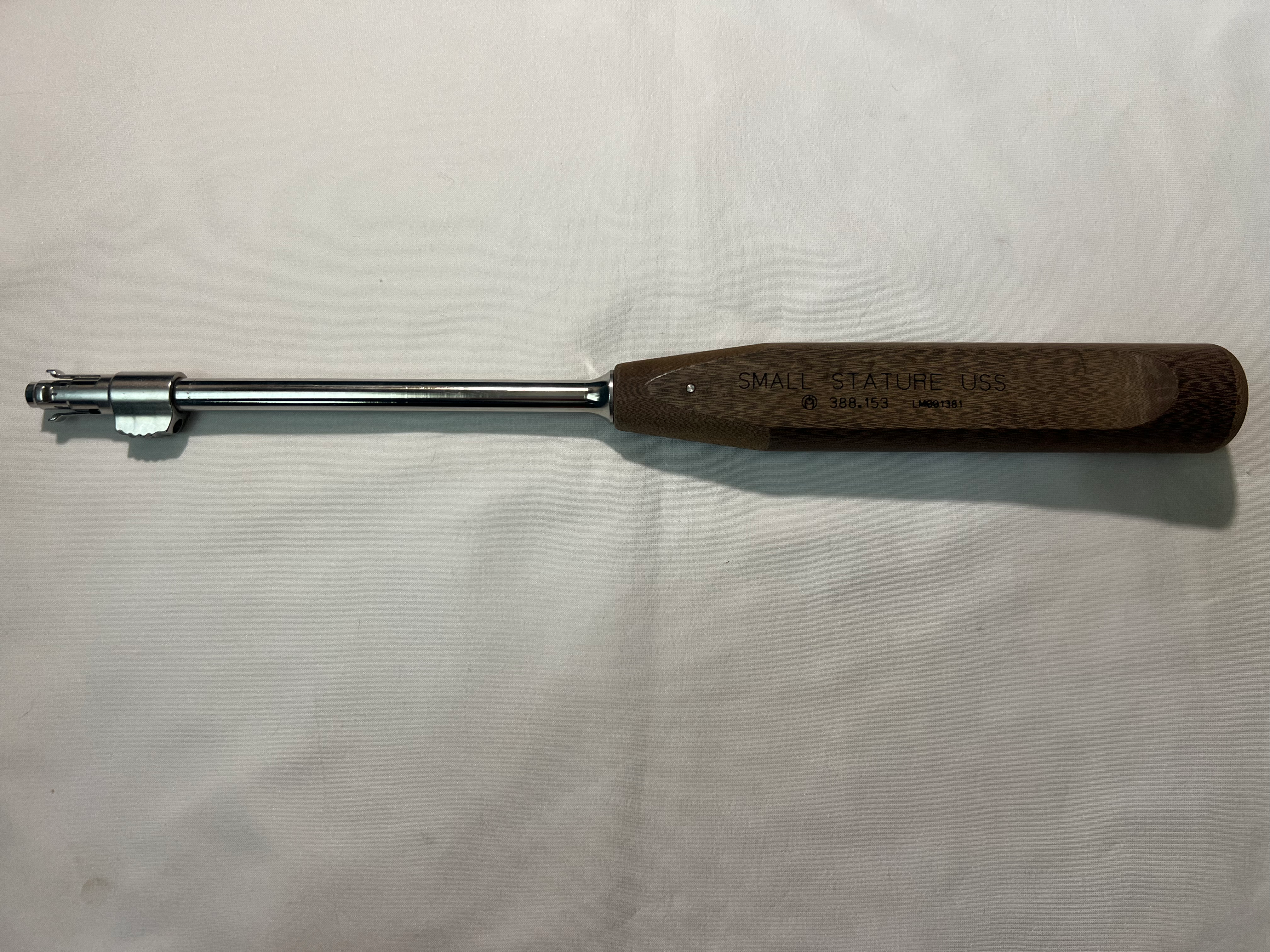 388.153 USS Small Stature Polyaxial Collar Pusher US1390