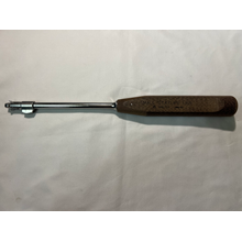 388.153 USS Small Stature Polyaxial Collar Pusher US1390