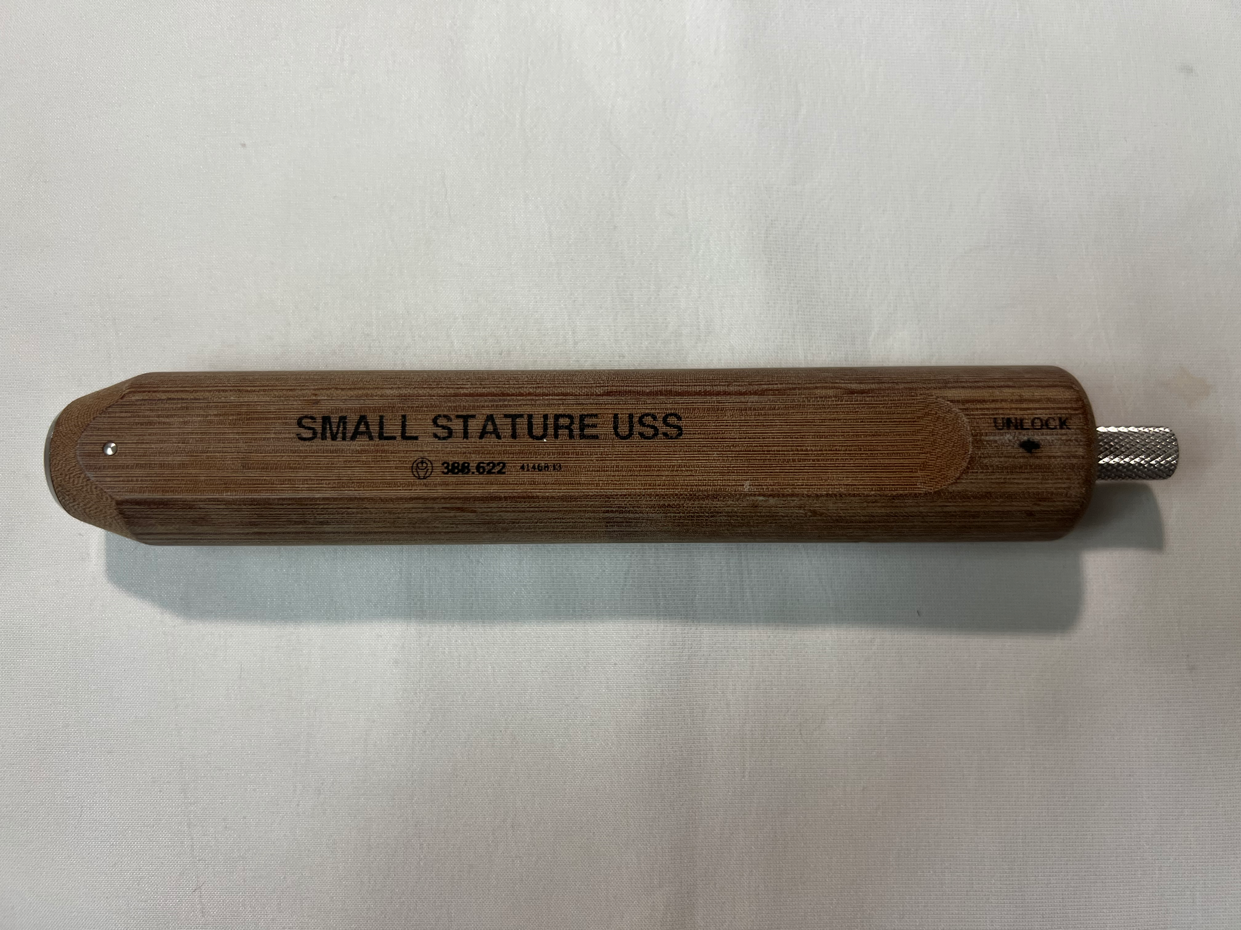 388.622 Cannulated Handle For 4mm Hex Hook/Screw Holder US1394