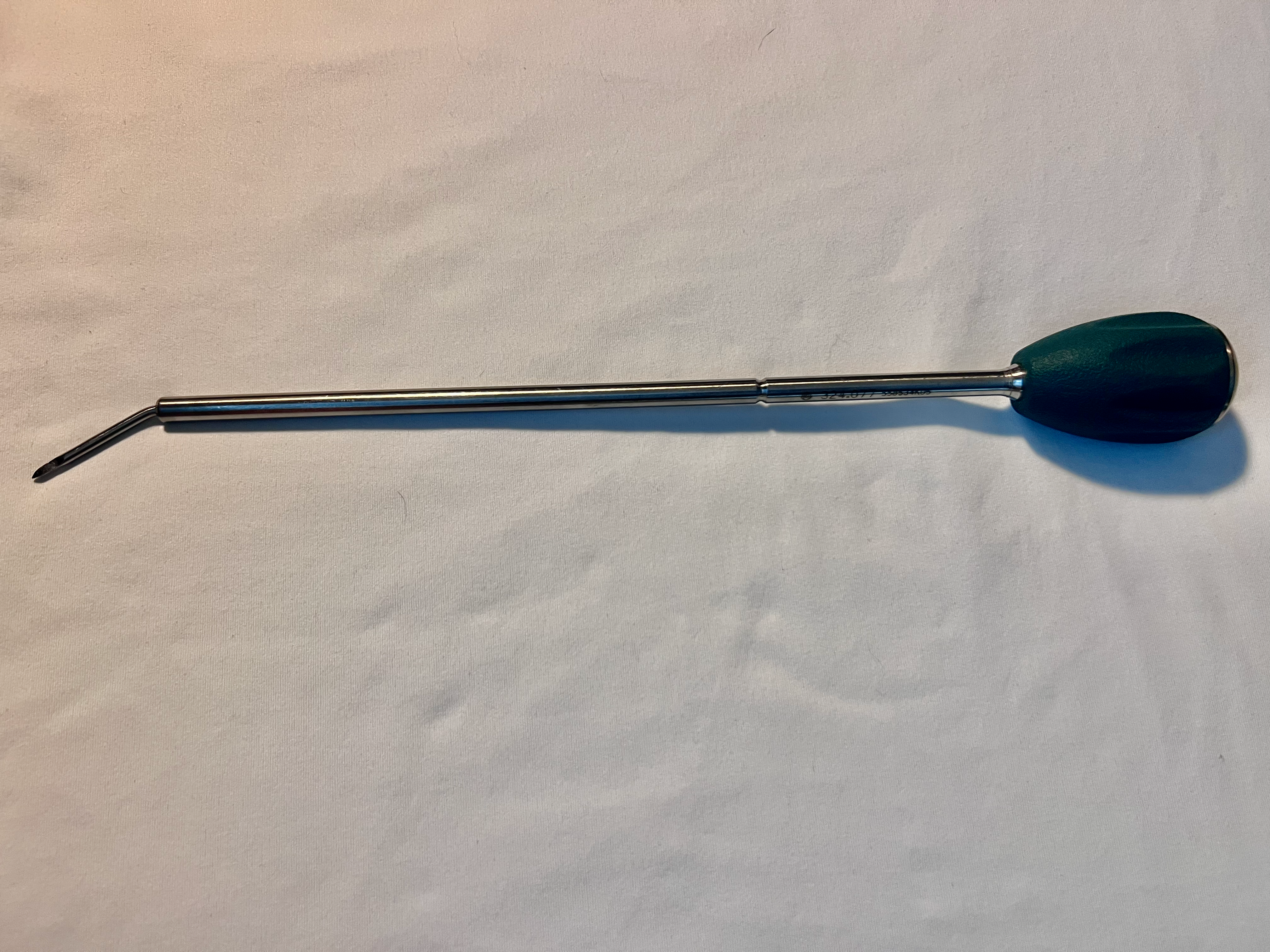 324.077 Orthopedic Curved Bone Awl US2046