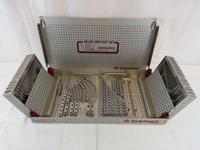 Synthes Small Battery Drive System CCMED97