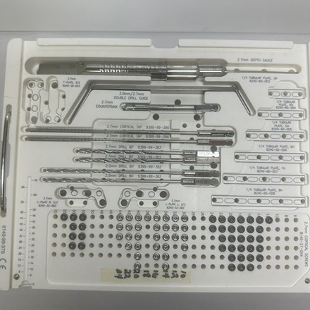 DePuy 2.7mm Plates and Screws