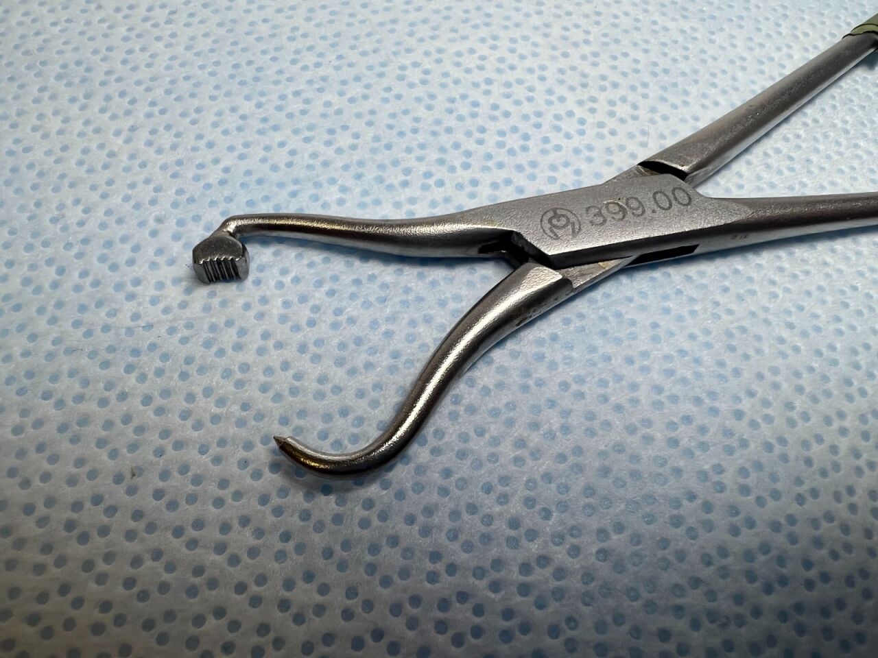 399.00 135mm Plate Holding Forceps w/ Foot US473