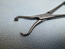 399.00 135mm Plate Holding Forceps w/ Foot