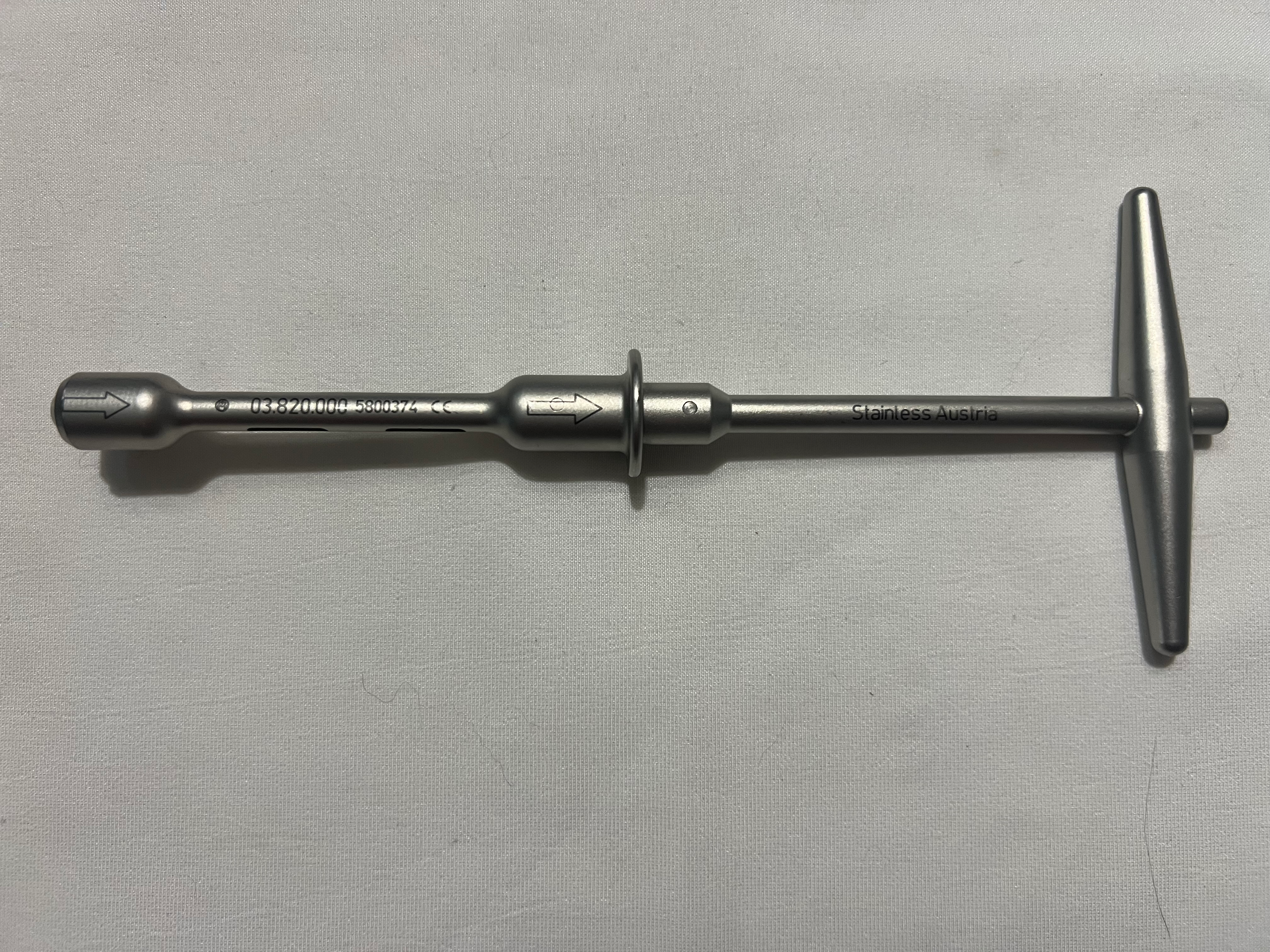 03.820.000 Handle For Trial Implants US1537