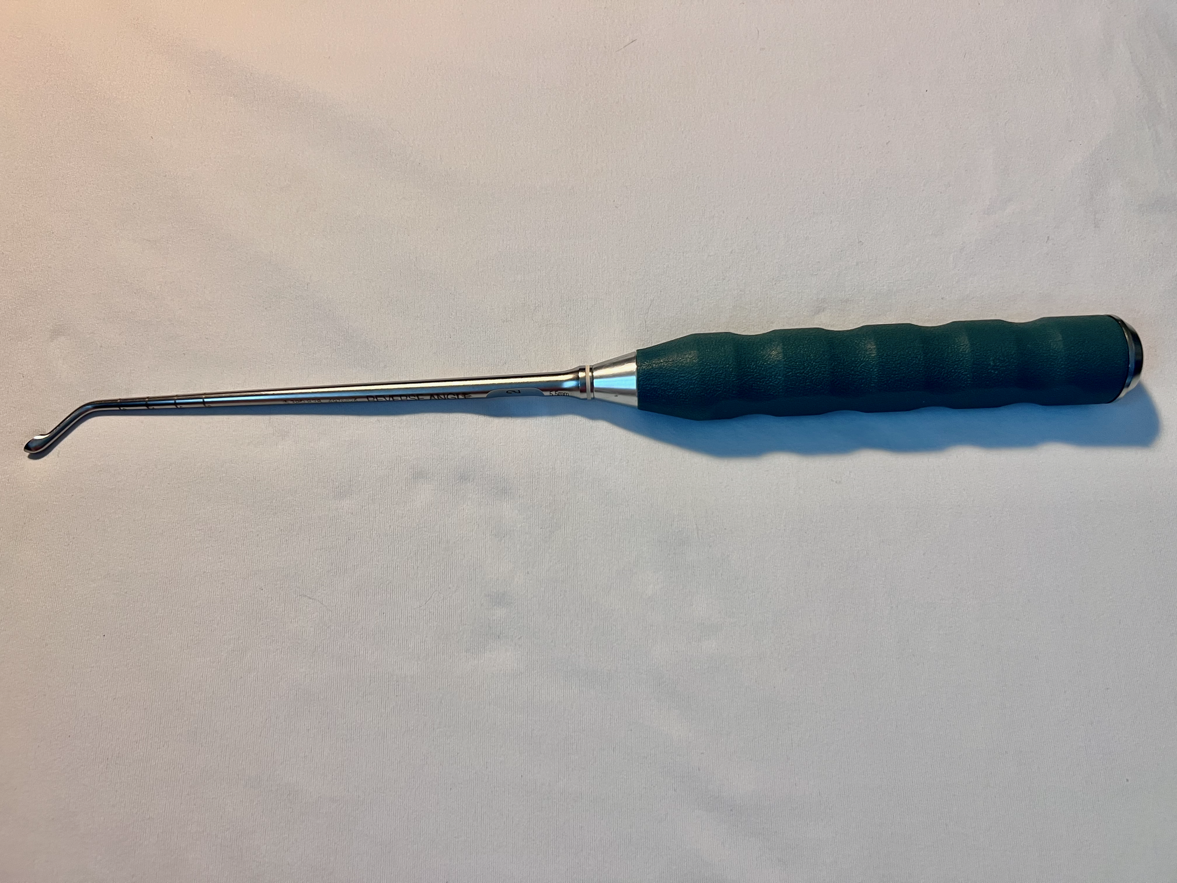 389.838 Orthopedic Reverse Angled 5.5mm Curved Bone Curette US2041