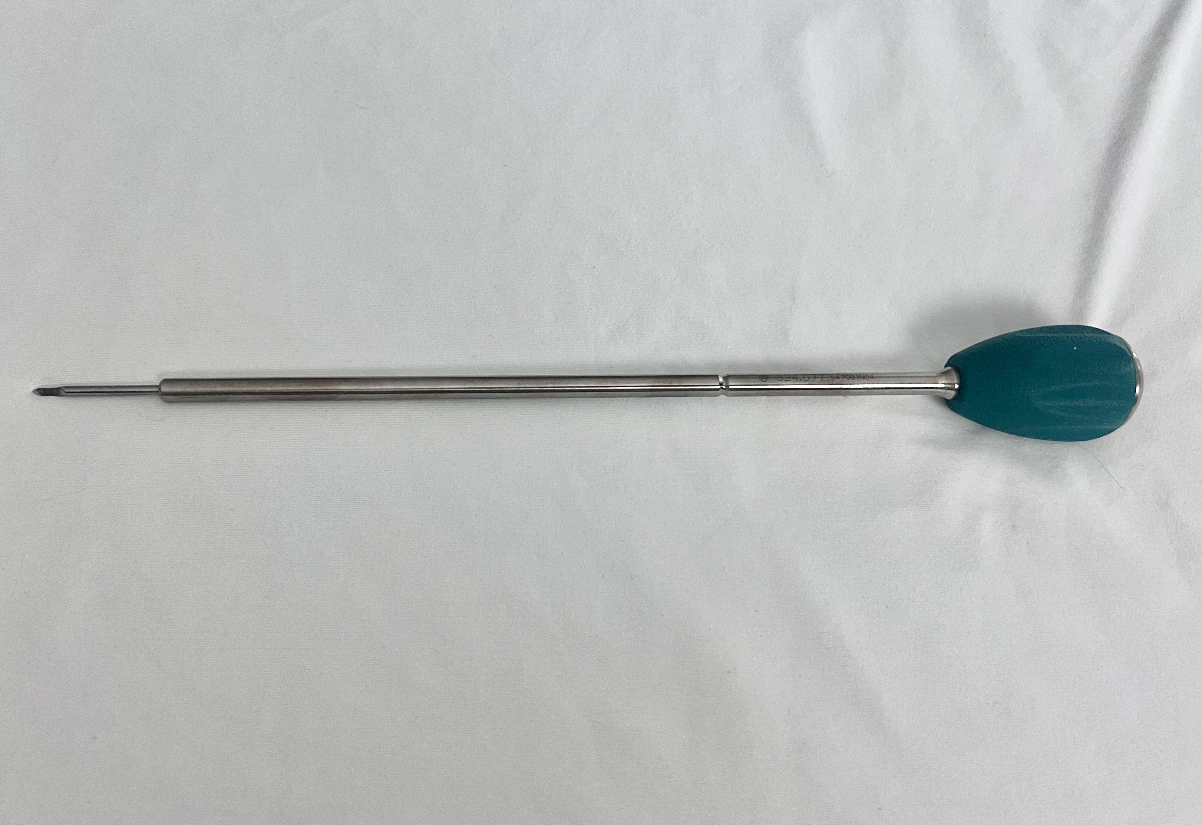 324.077 Orthopedic Straight Bone Awl US2054