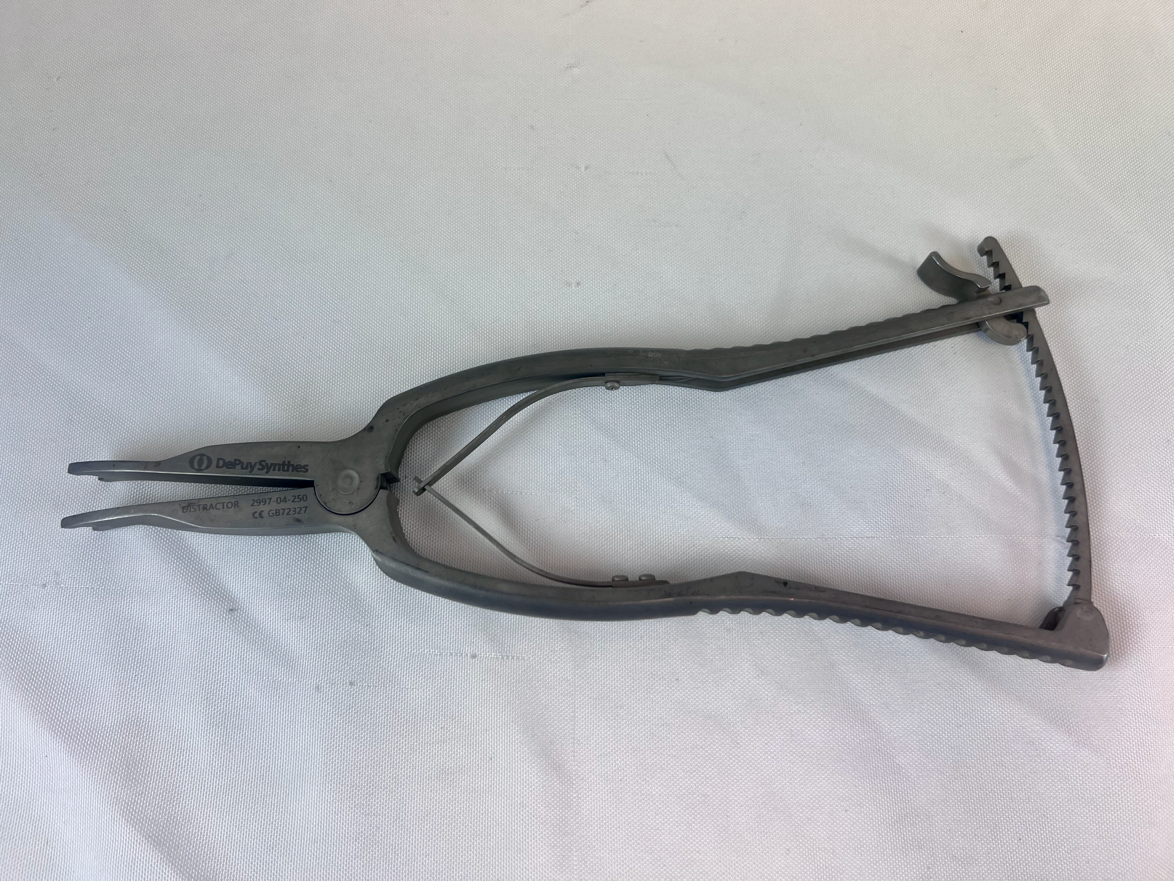 2997-04-250 EXPEDIUM VERSE Spinal System Distractor US1995