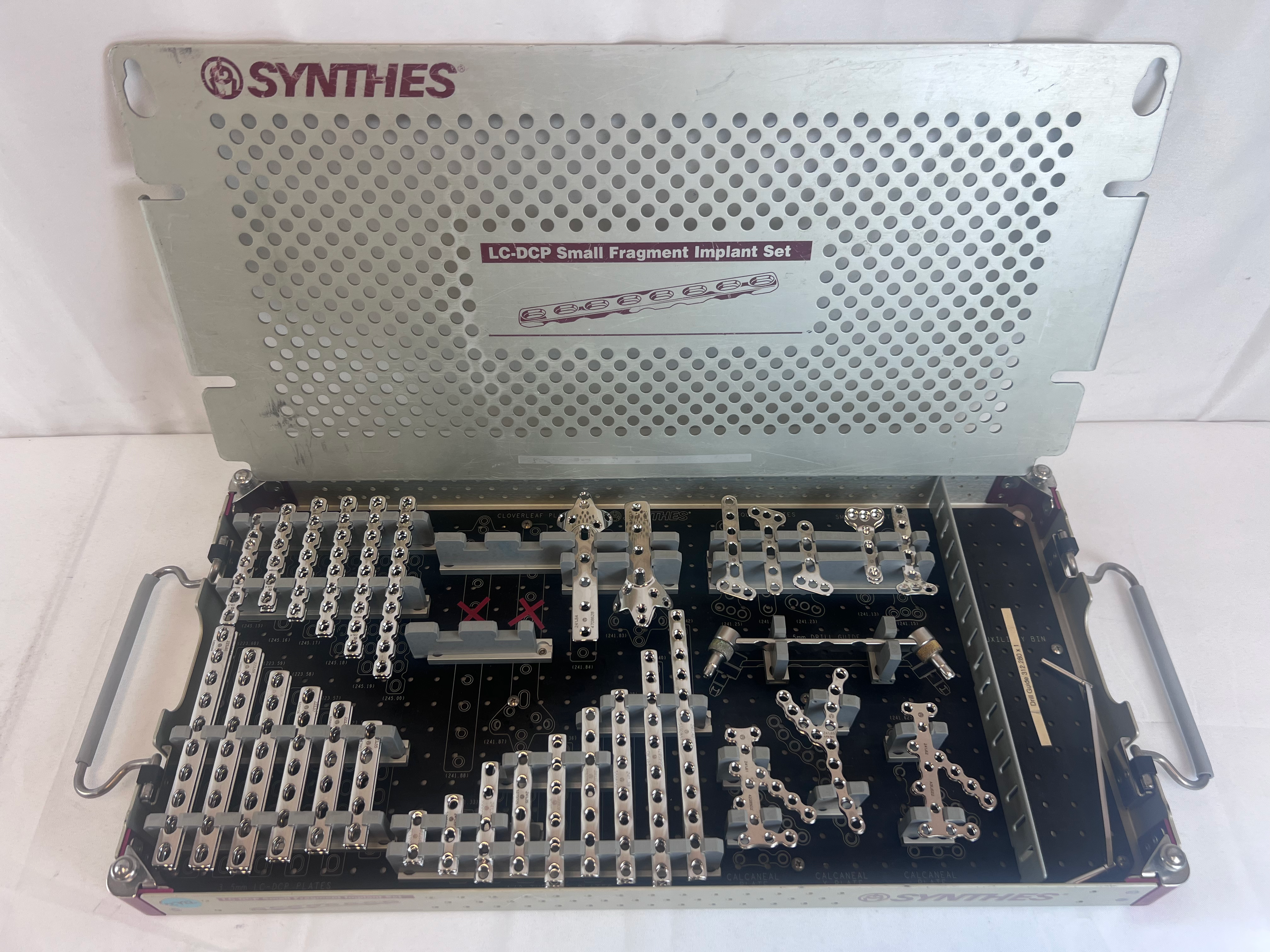 LC-DCP Small Fragment Implant Set CCMED722