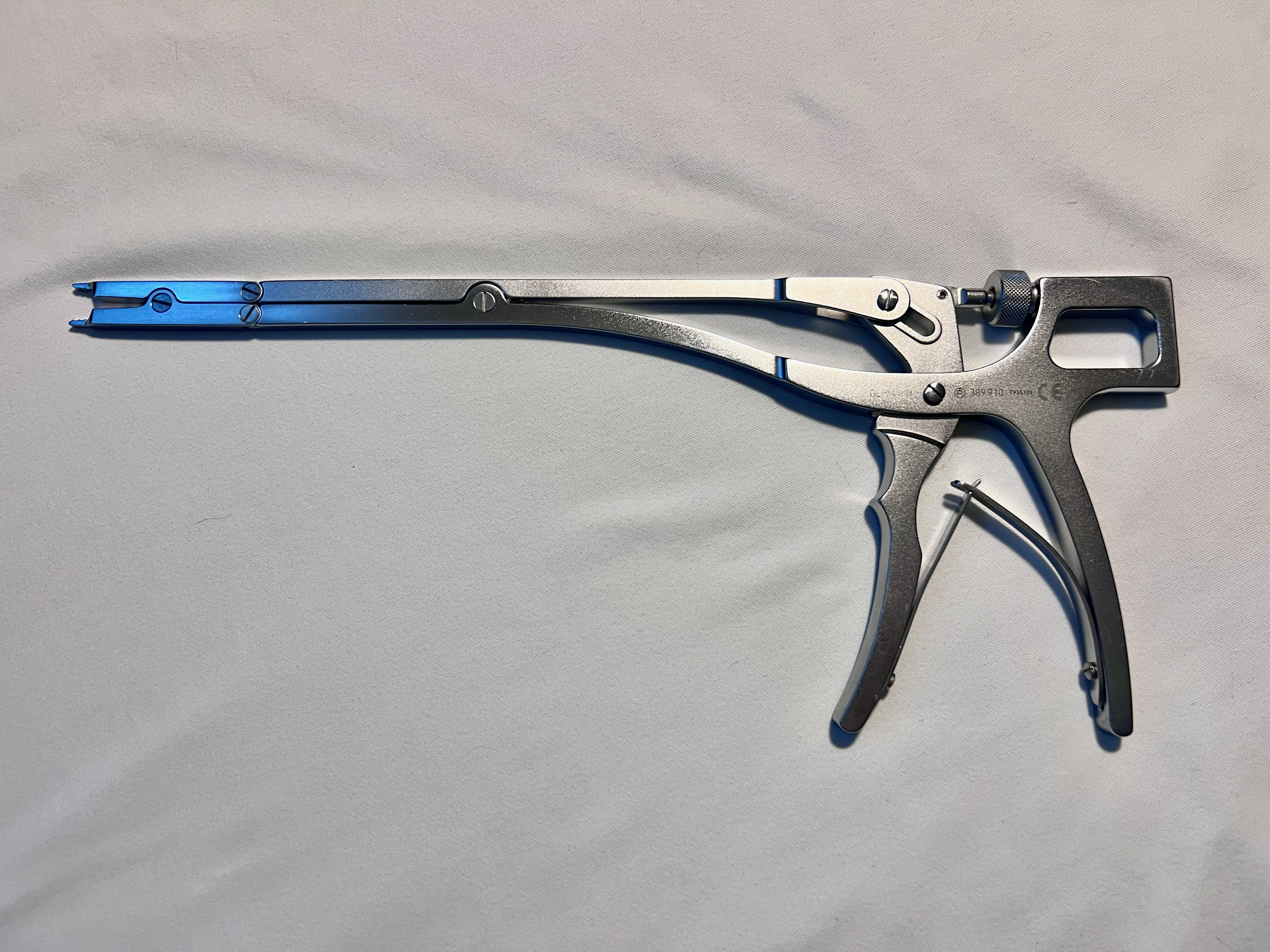 389.910 T-PLIF MIS Orthopedic Implant Holder US2161