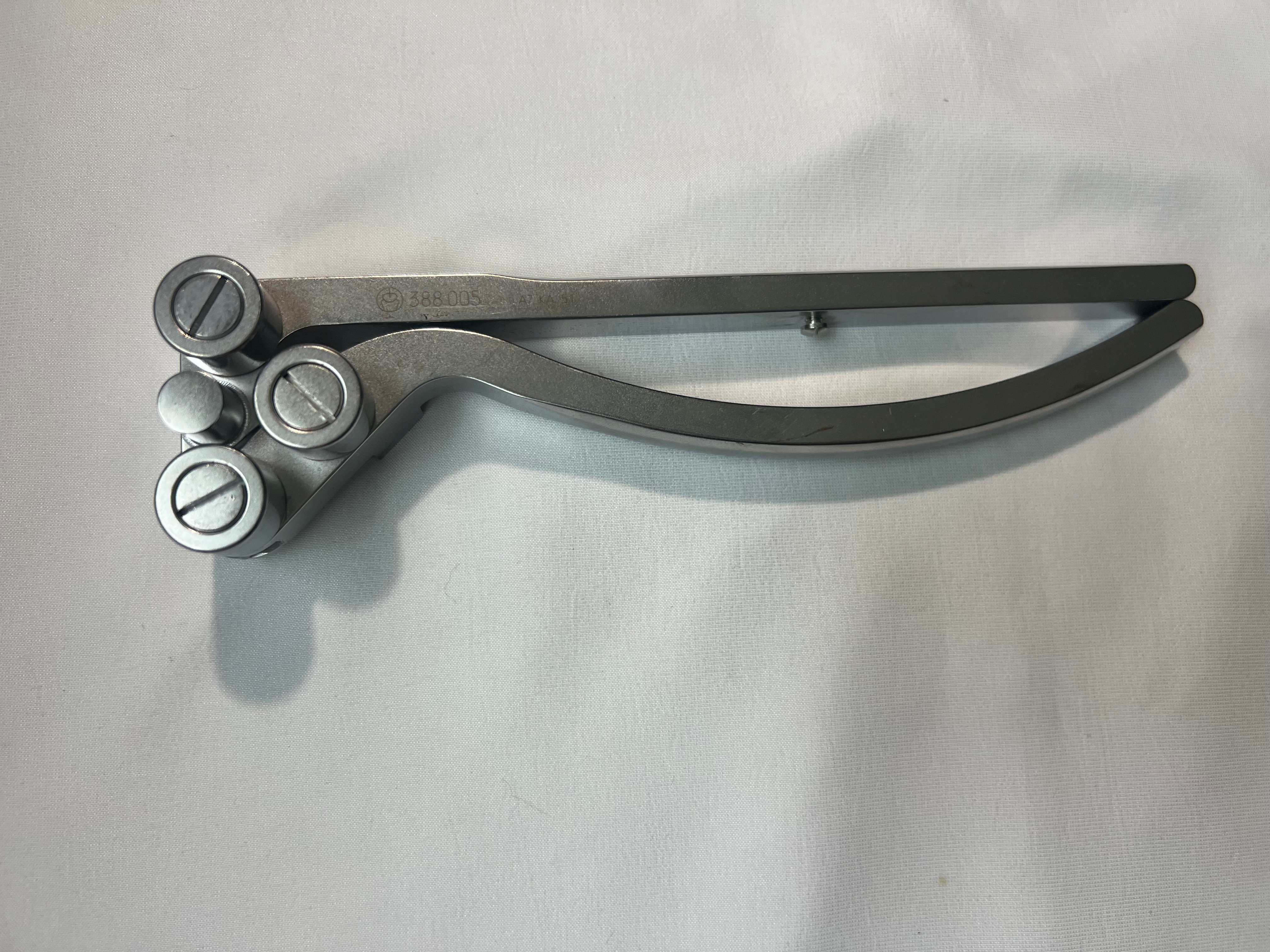 388.005 Bending Pliers For 3.5mm Titanium Rods US1398
