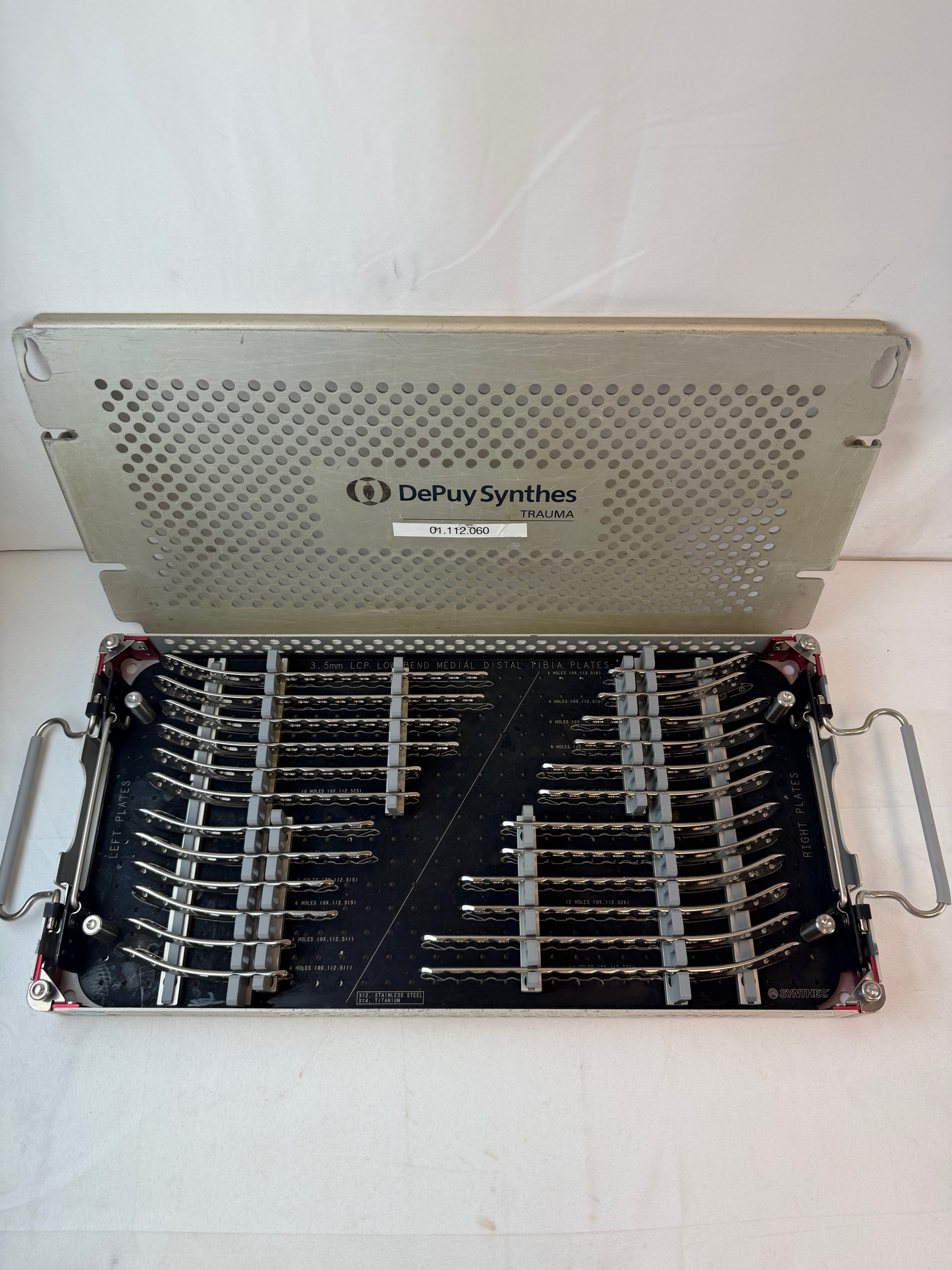 3.5mm LCP Low Bend Medial Distal Tibia Plate Set 01.112.060 CCMED100