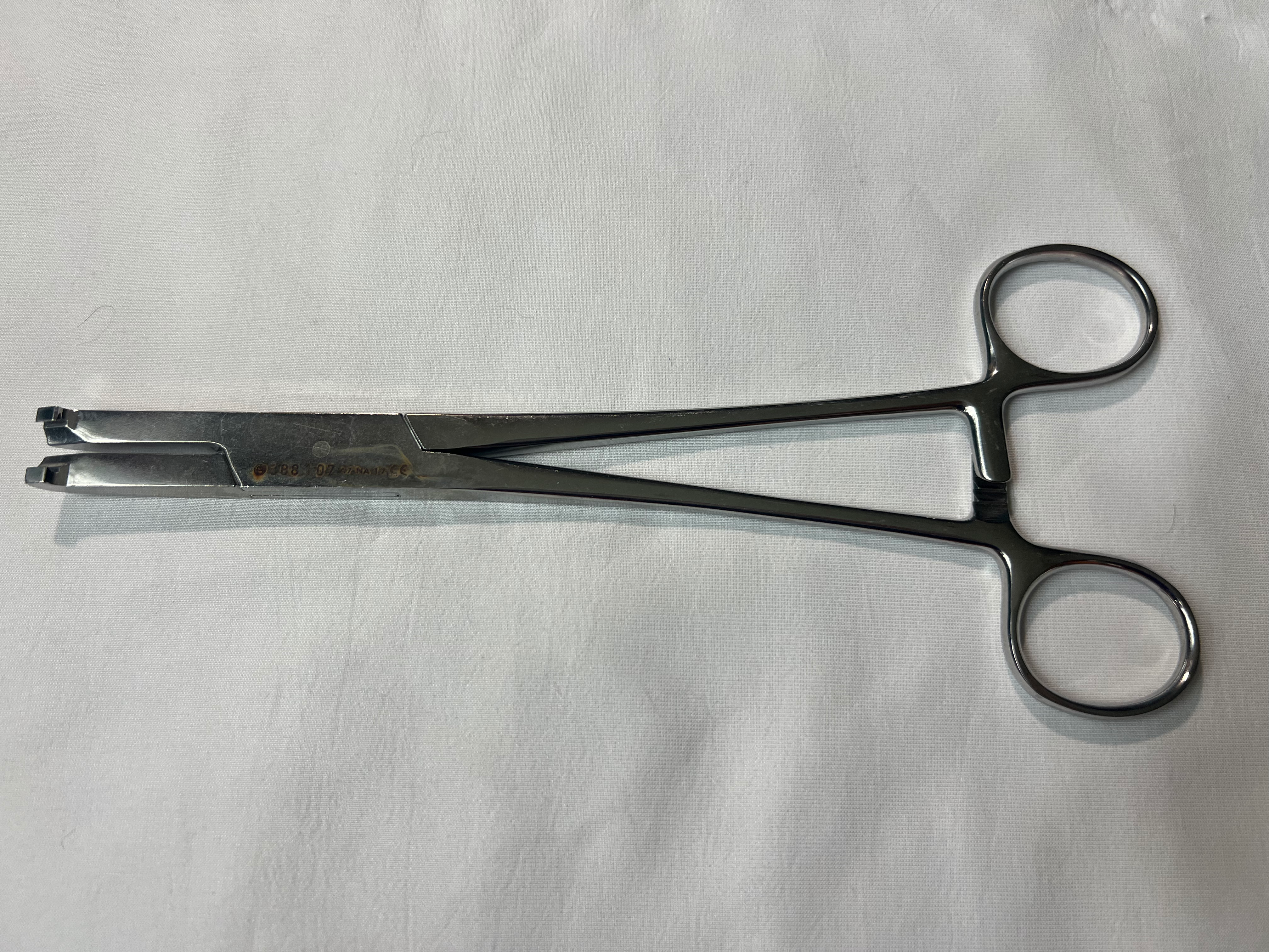 388.107 Hook Holding Forceps US1358