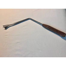 389.52 Orthopedic 25mm Curved Retractor w/ Point US2004