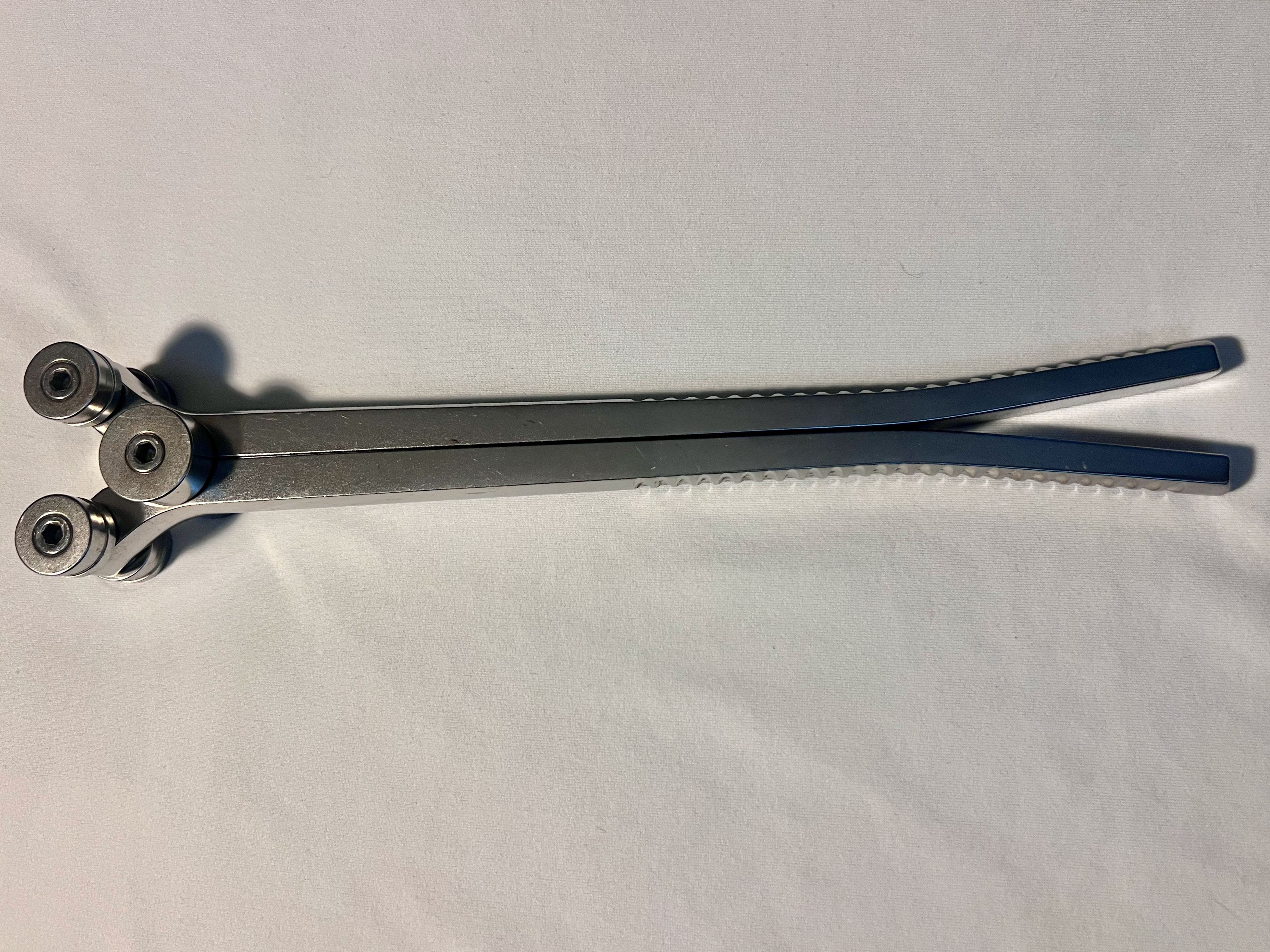 388.96 Orthopedic Rod Bender US2090
