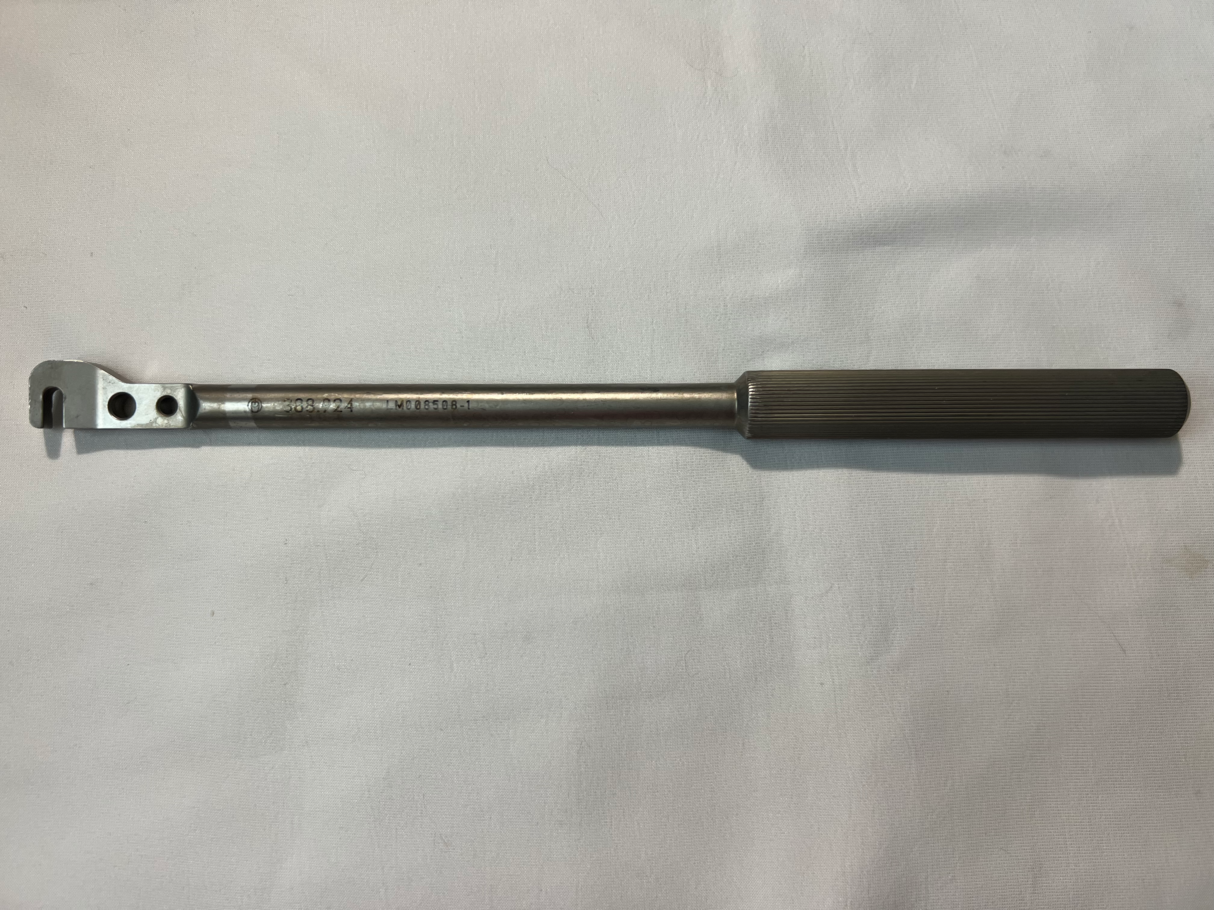 388.924 Right 3.5mm Plate Bender US1377