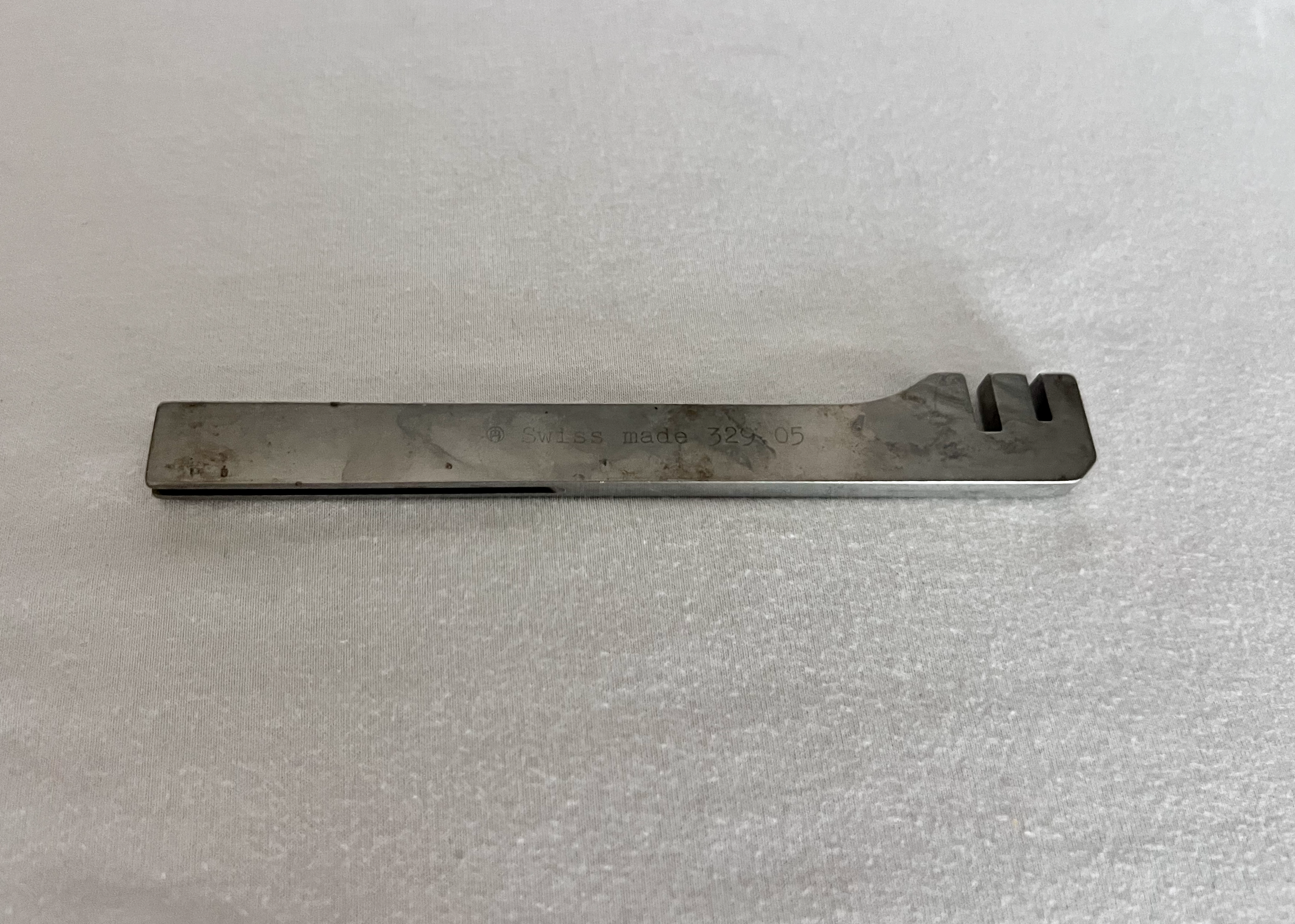 329.05 Orthopedic Bending Iron For 2.7mm & 3.5mm LCP US1803