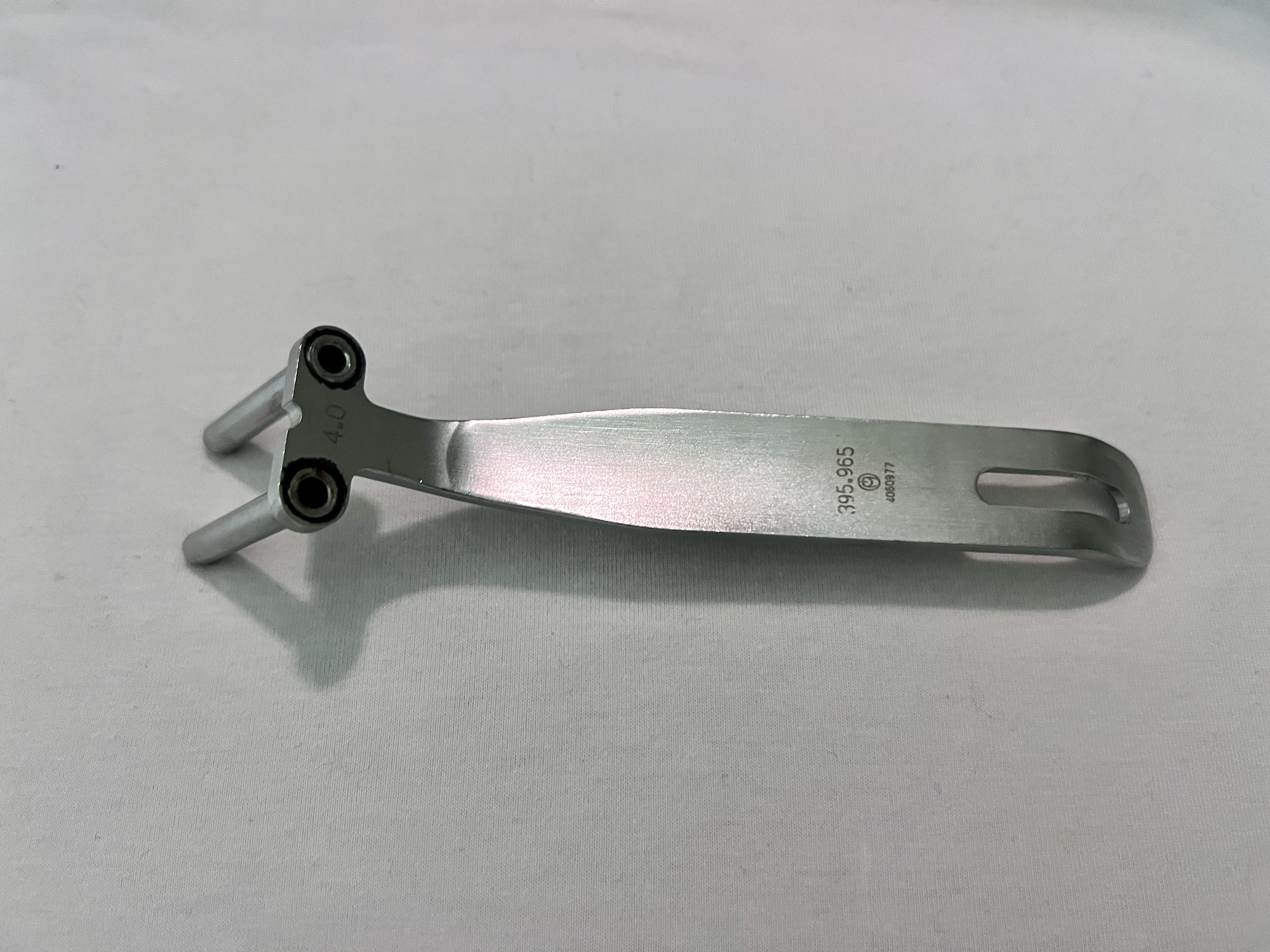 395.965 Parallel Drill Guide 4mm US1800