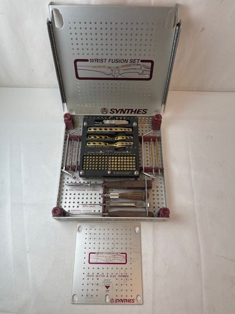 Titanium Wrist Fusion Set CCMED709