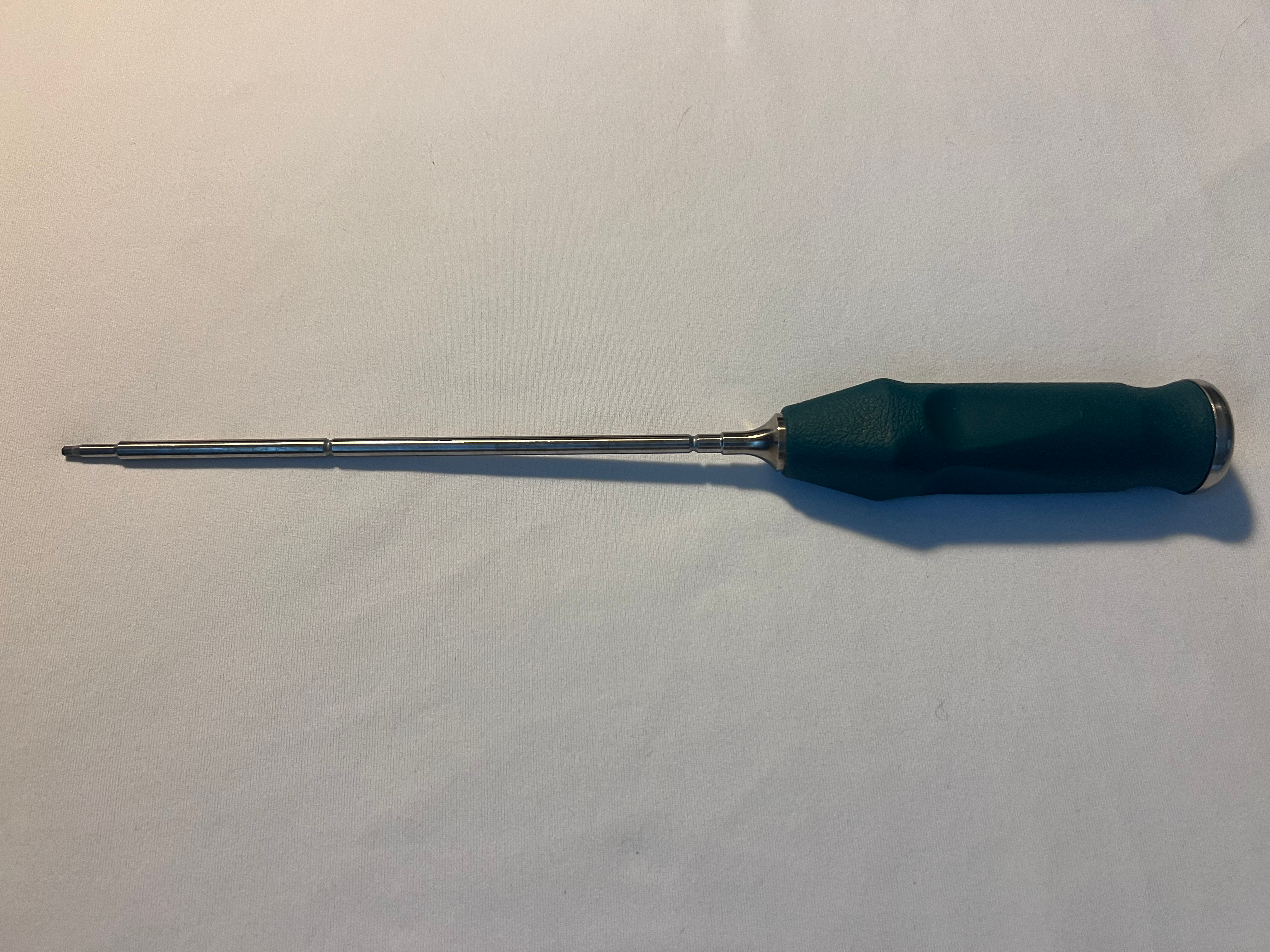 388.395 Orthopedic 2.5mm Hex Screwdriver US2028
