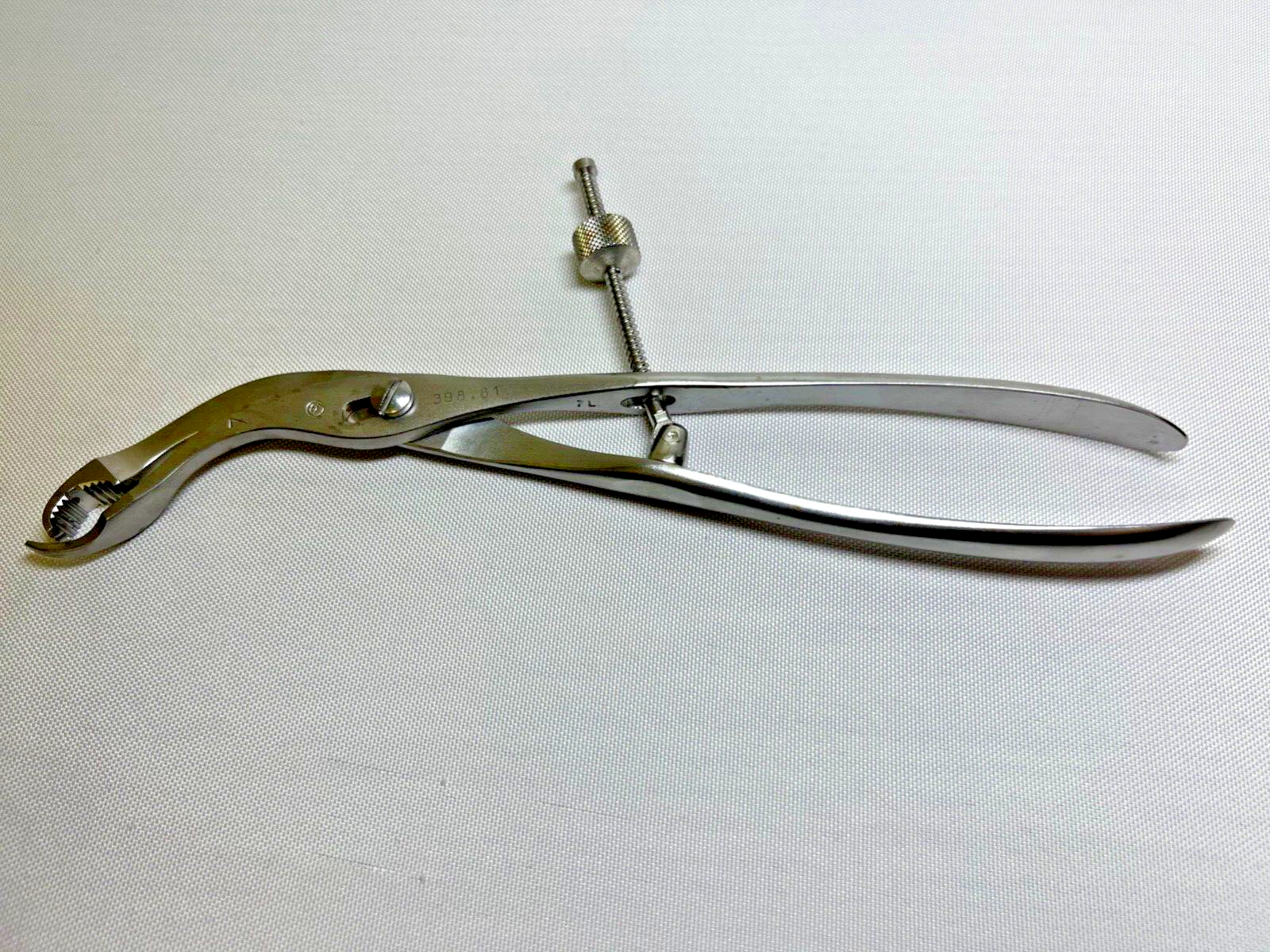 Synthes 398.81 Self-Centering Bone Forceps w/ Speed Lock US1073