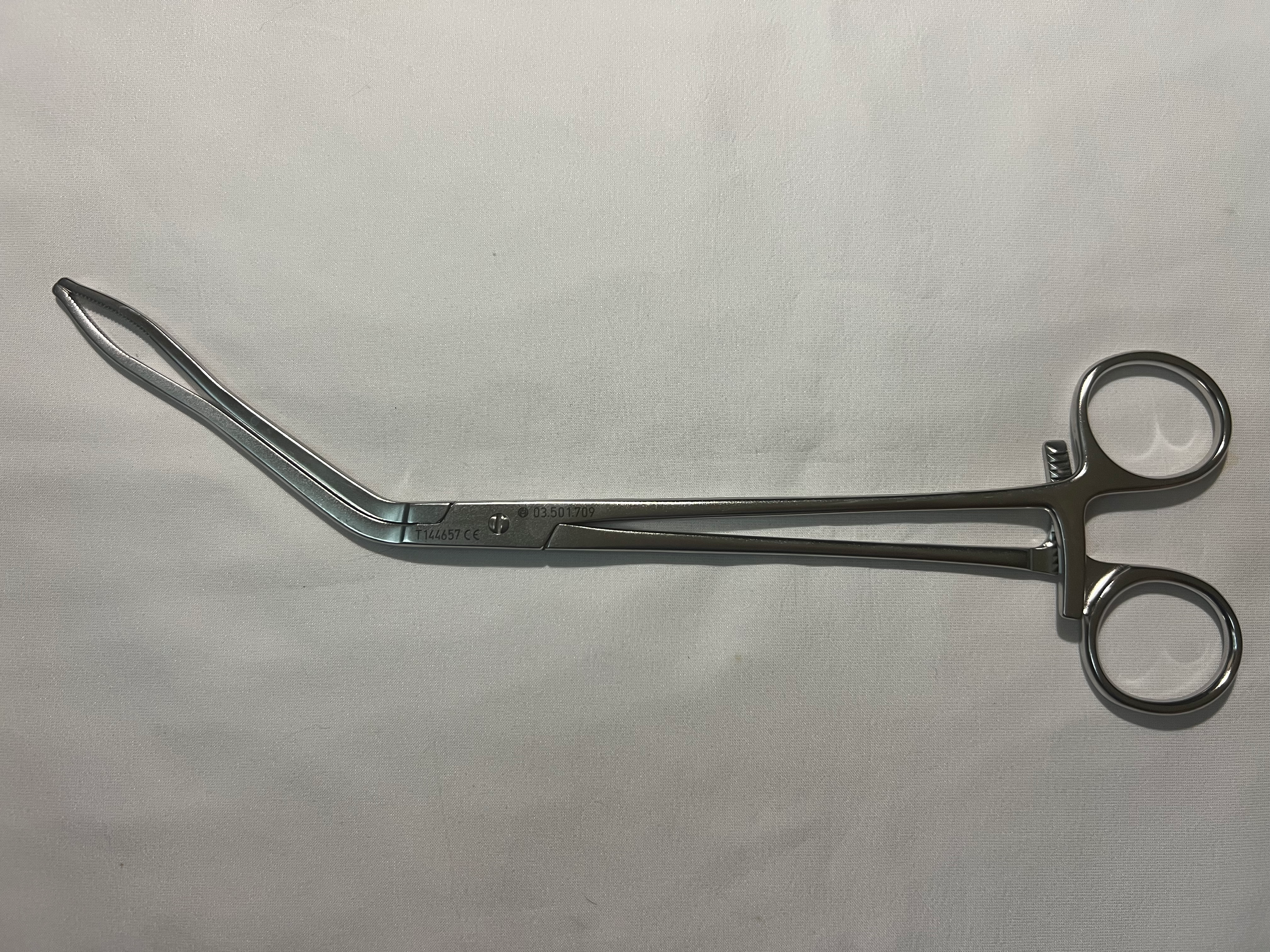 03.501.709 MatrixRIB Large Plate Holding Forceps US1420