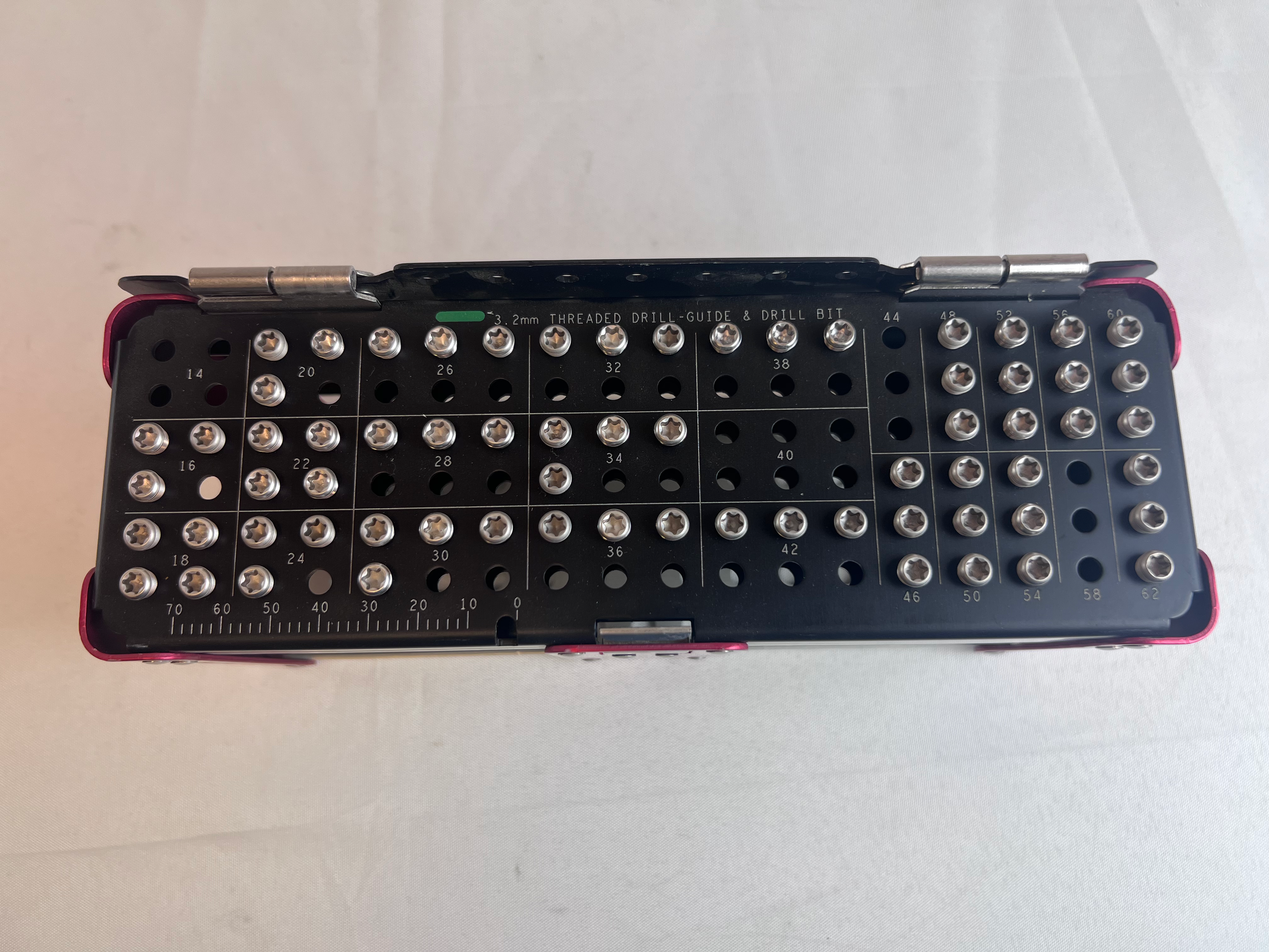 60.240.202 4.0mm Locking Screw Set Self-Tapping T25 Stardrive CCMED725