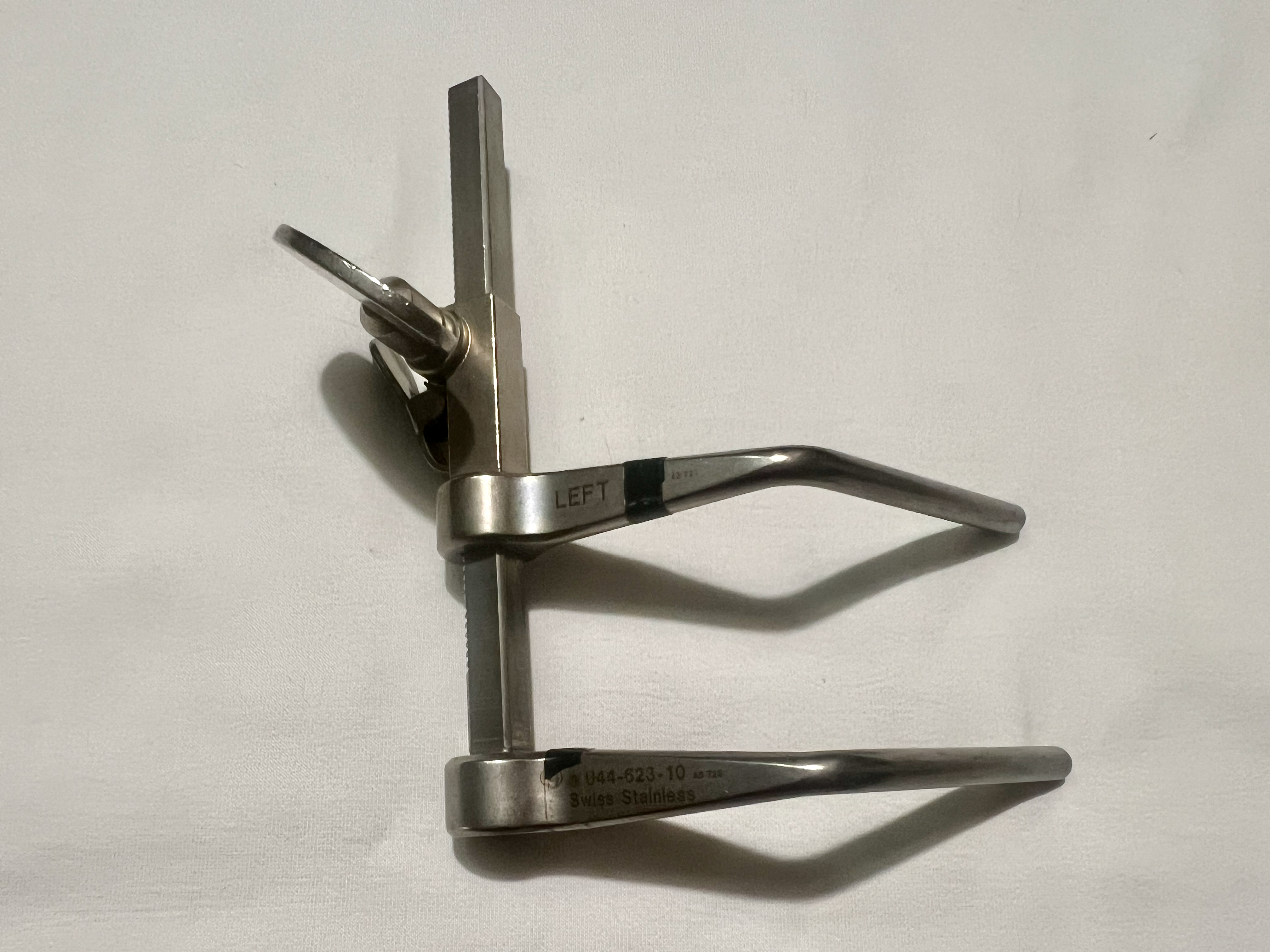 U44-623-10 Cervical Pin Distractor Left US1514