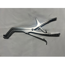 329.315 Crimping Device For Cranial Flap Tube Clamp US1485
