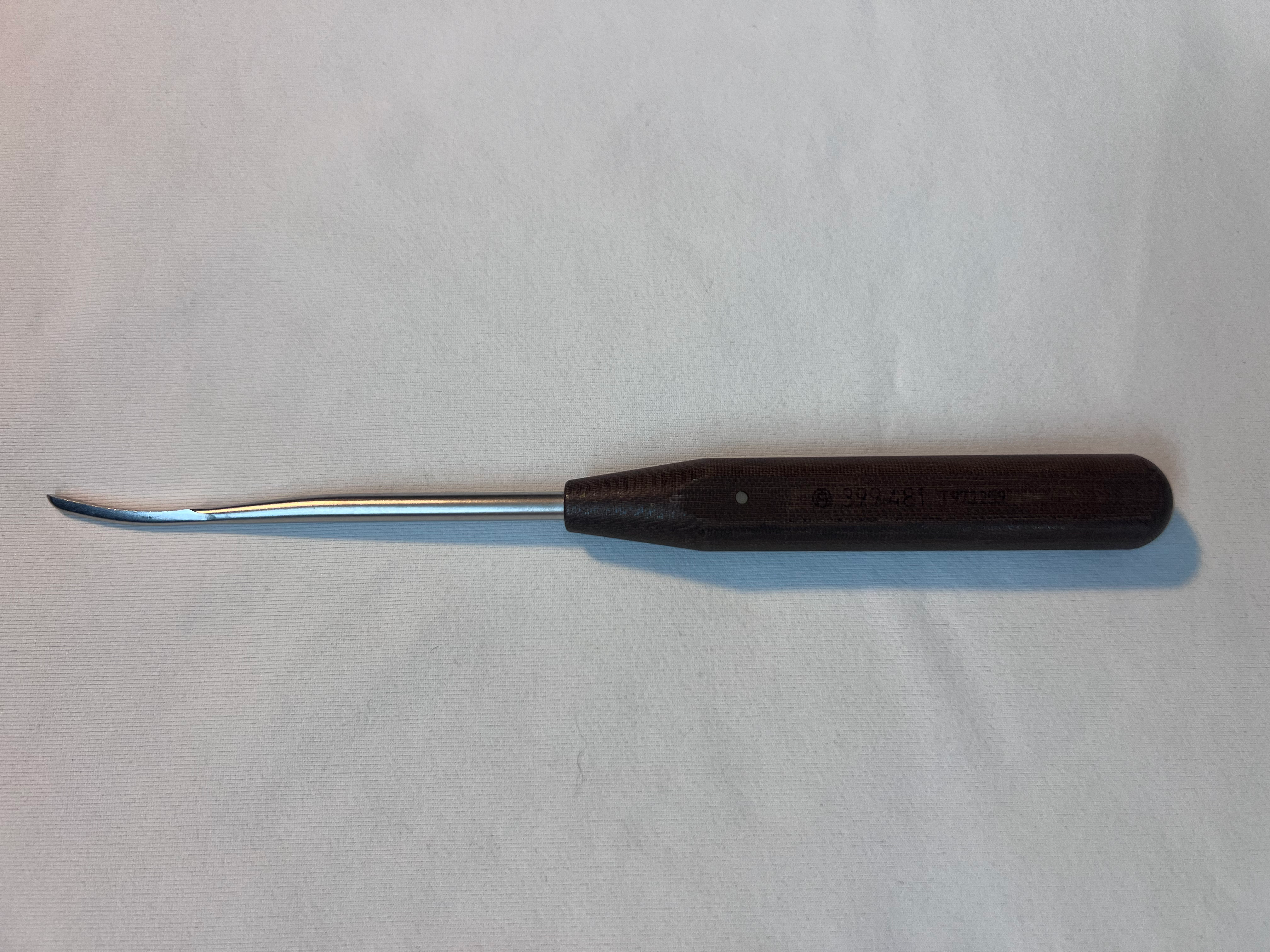 399.481 Periosteal Elevator 3mm Curved Blade US1979