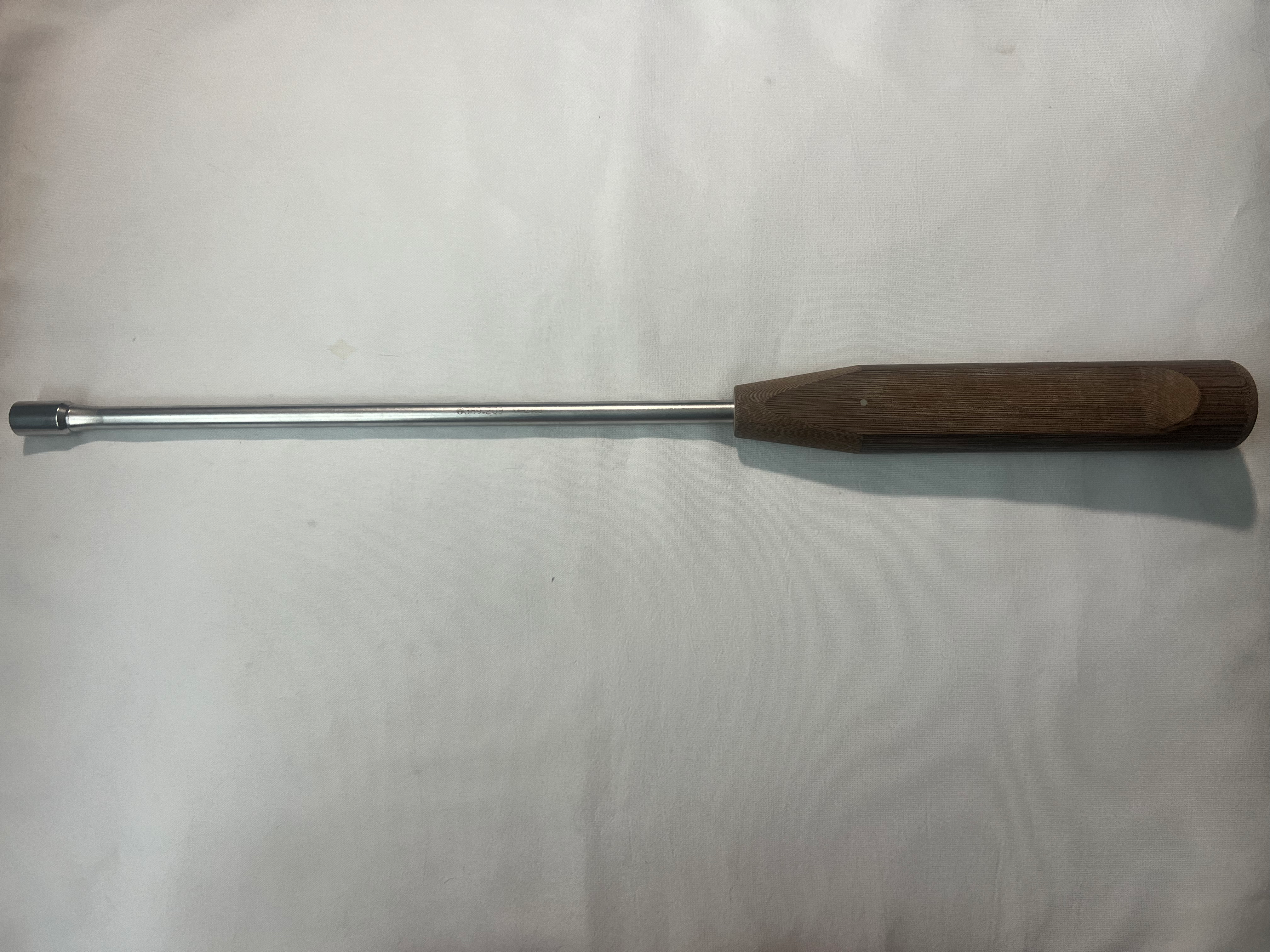 389.209 Straight Threaded Drill Guide Applicator US1381