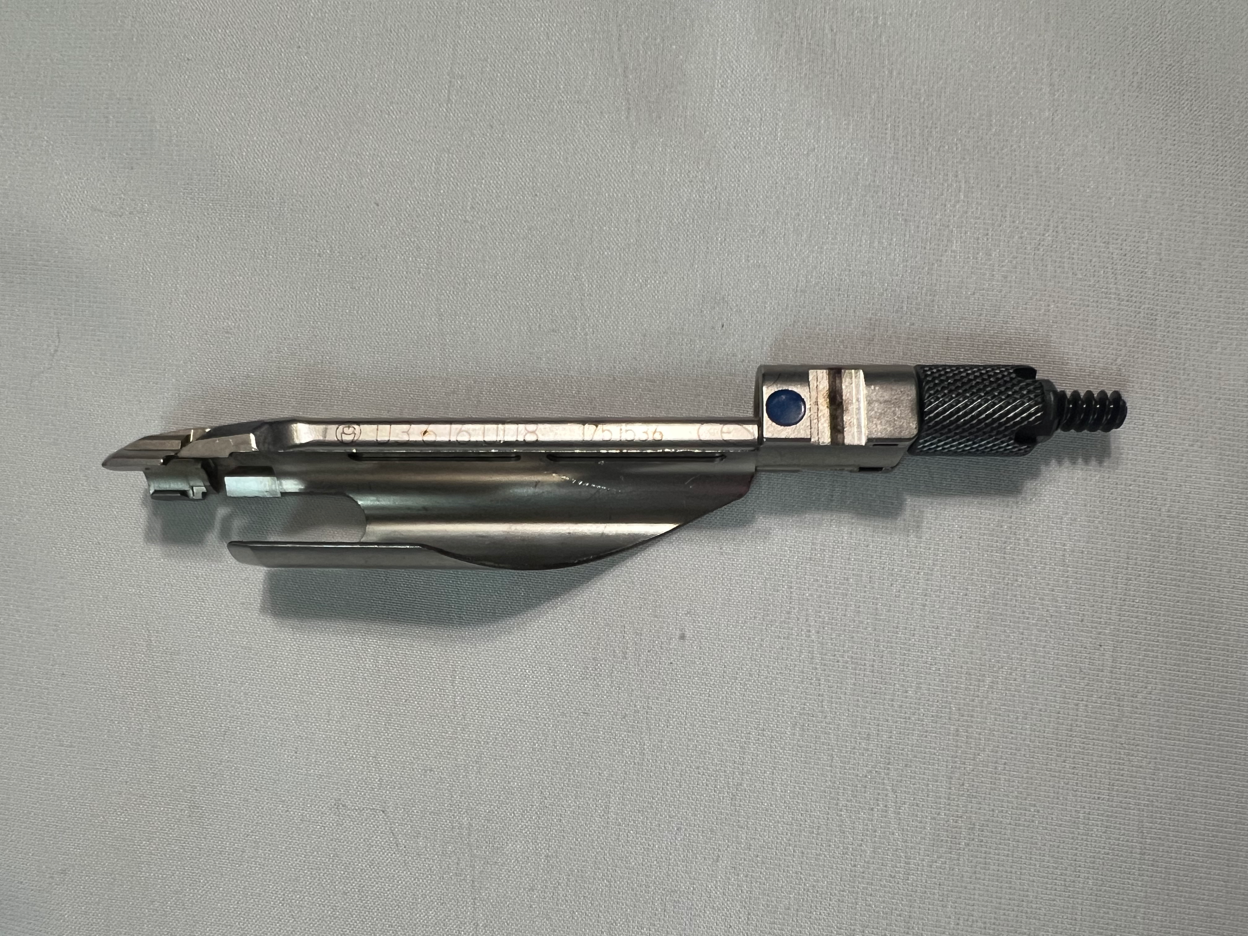03.616.008 Lateral Implant Holder US1470