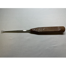 389.753 Bone Curette US1102