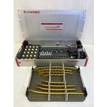 Synthes 145.472 Ti LISS Proximal Tibia Plate & Insertion Guide Set CCMED106