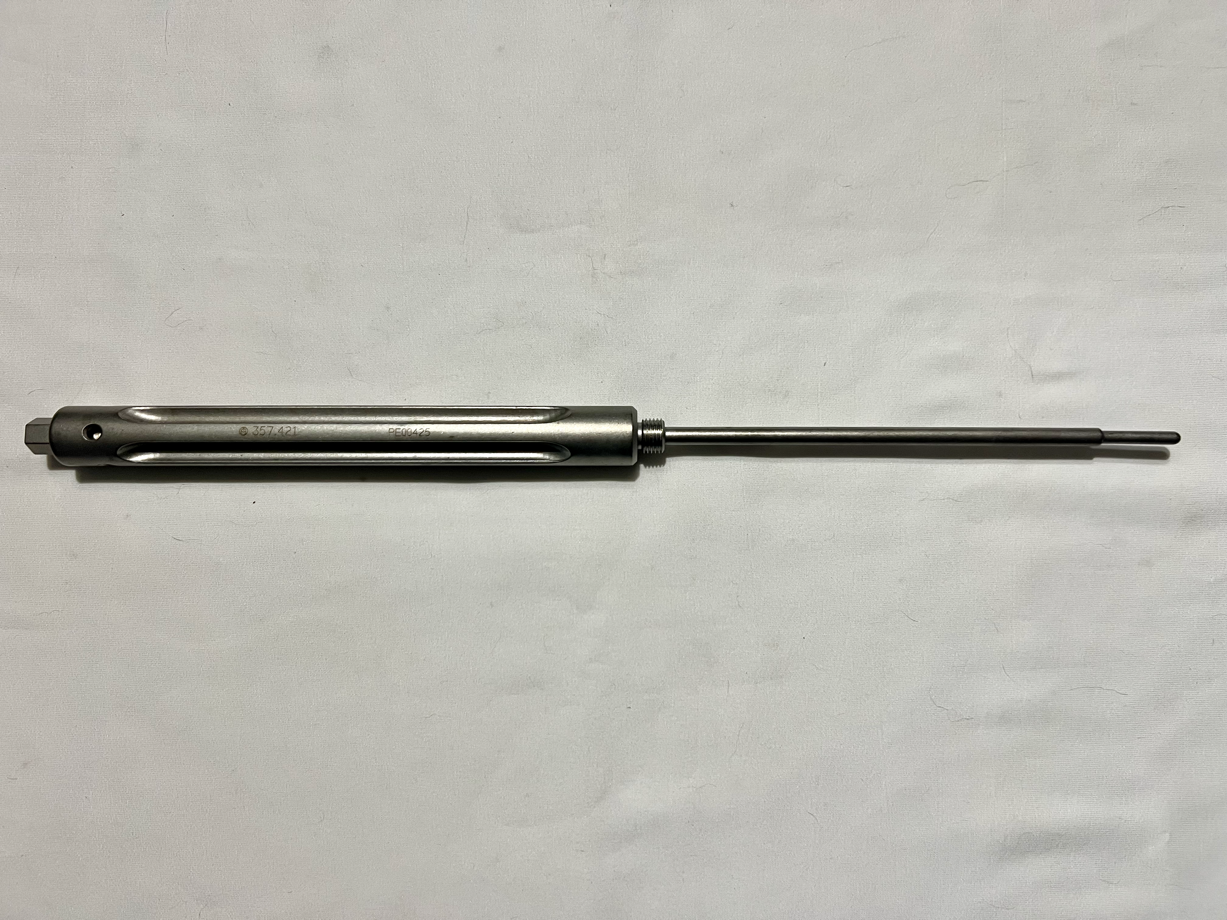 357.421 Extraction Screw Gudie For Trochanteric Fixation Nail US1544