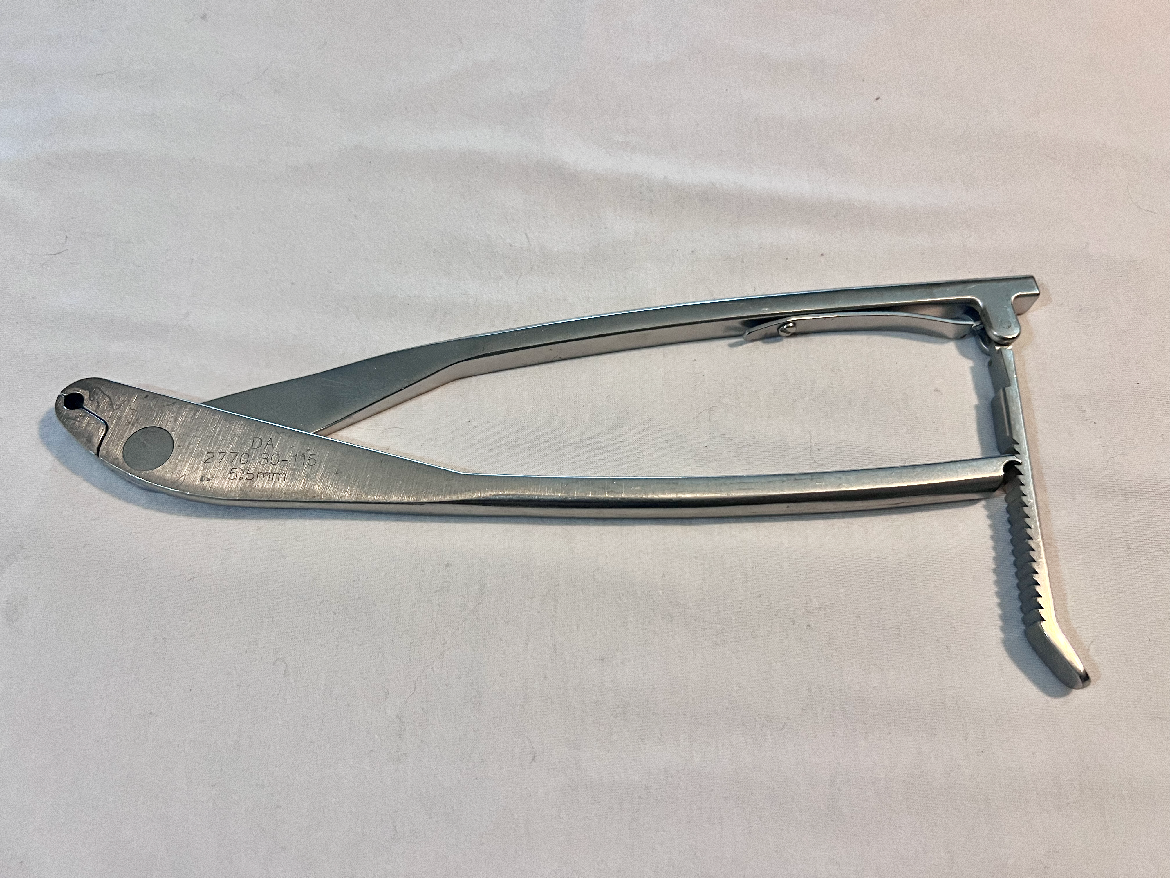 2770-30-115 Expedium 5.5 Spinal Offset Rod Clamp 5.5mm Ratcheting US1900