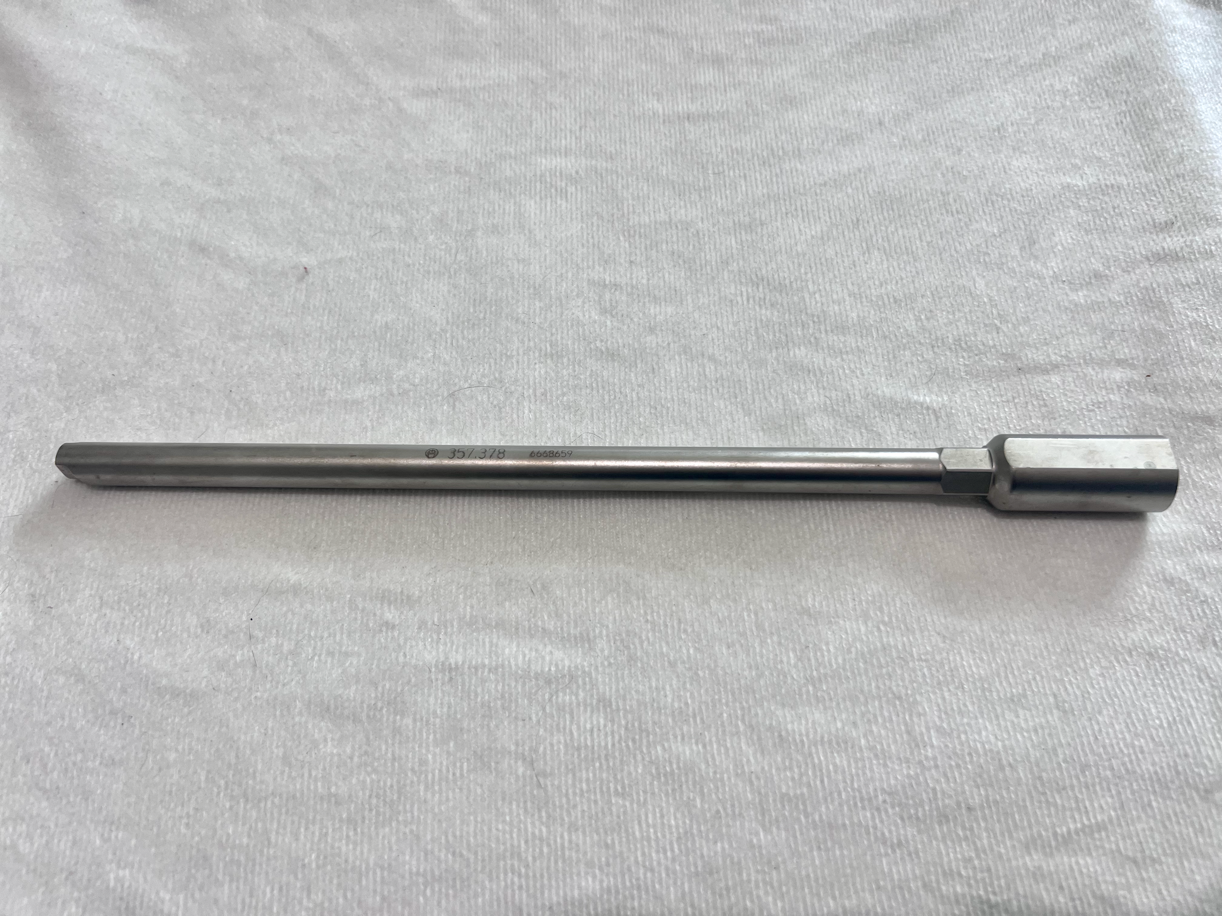 357.378 Helical Blade Extractor Sleeve US1706