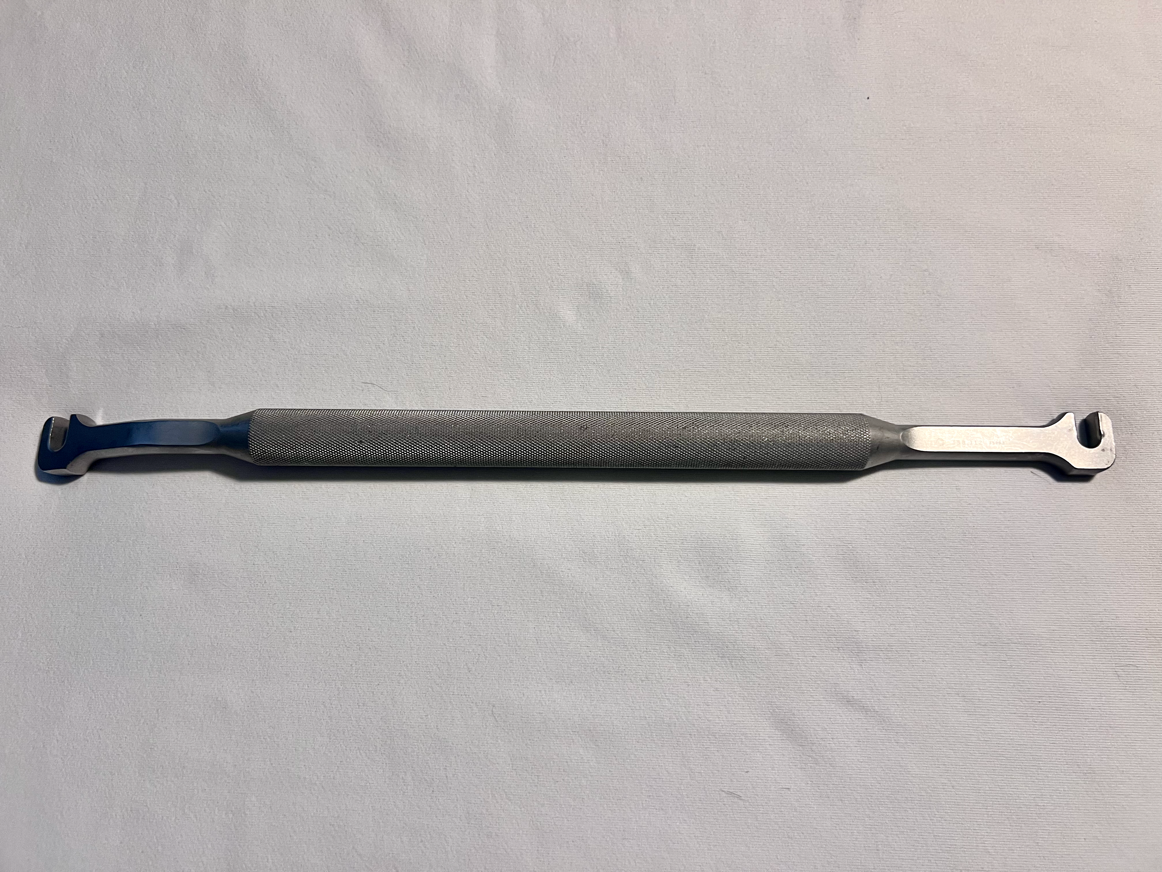 388.112 Pangea Spine System In-Situ Right Bender US2159