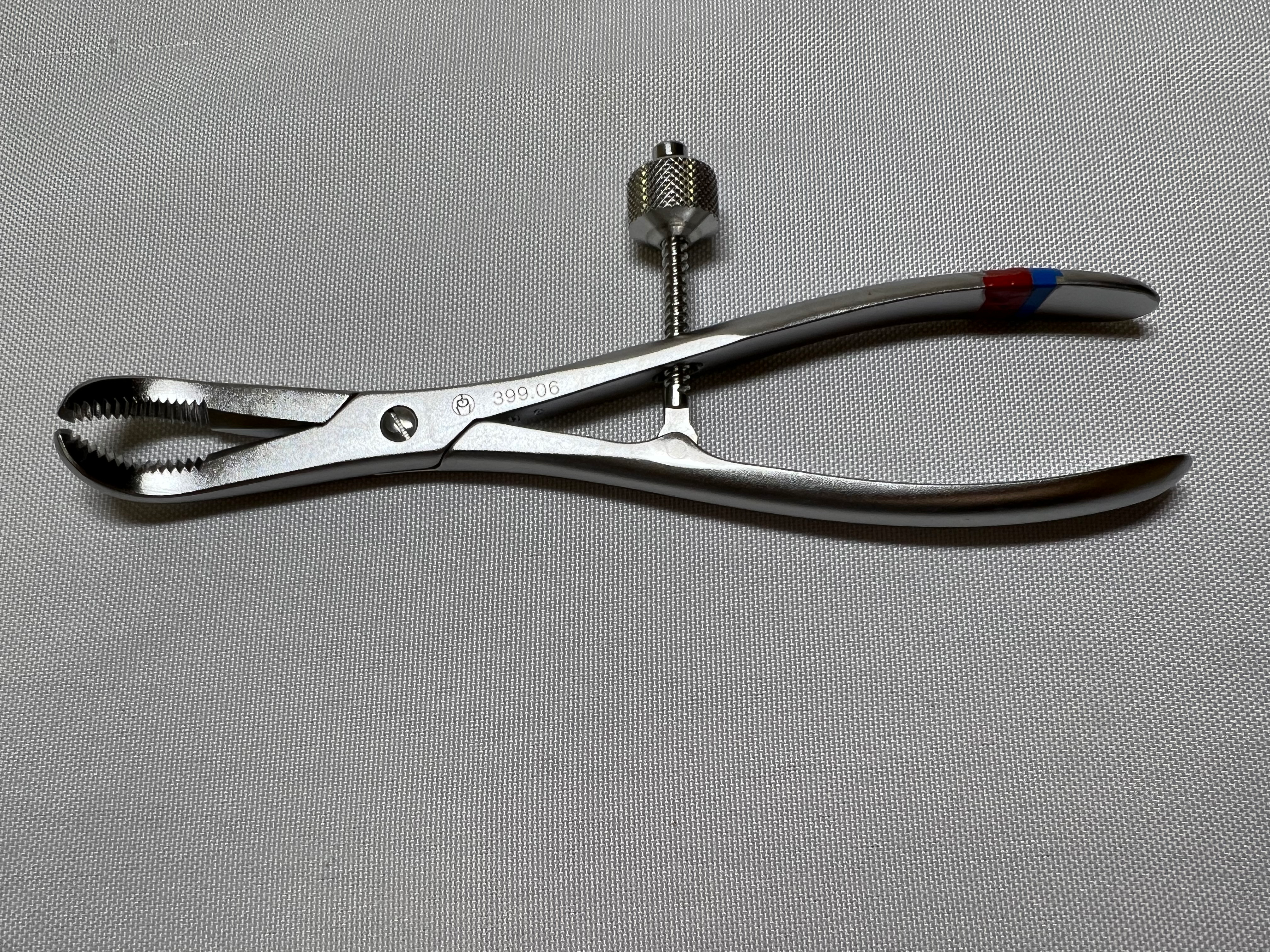 399.06 Reduction Lobster Jaw Forceps US1100