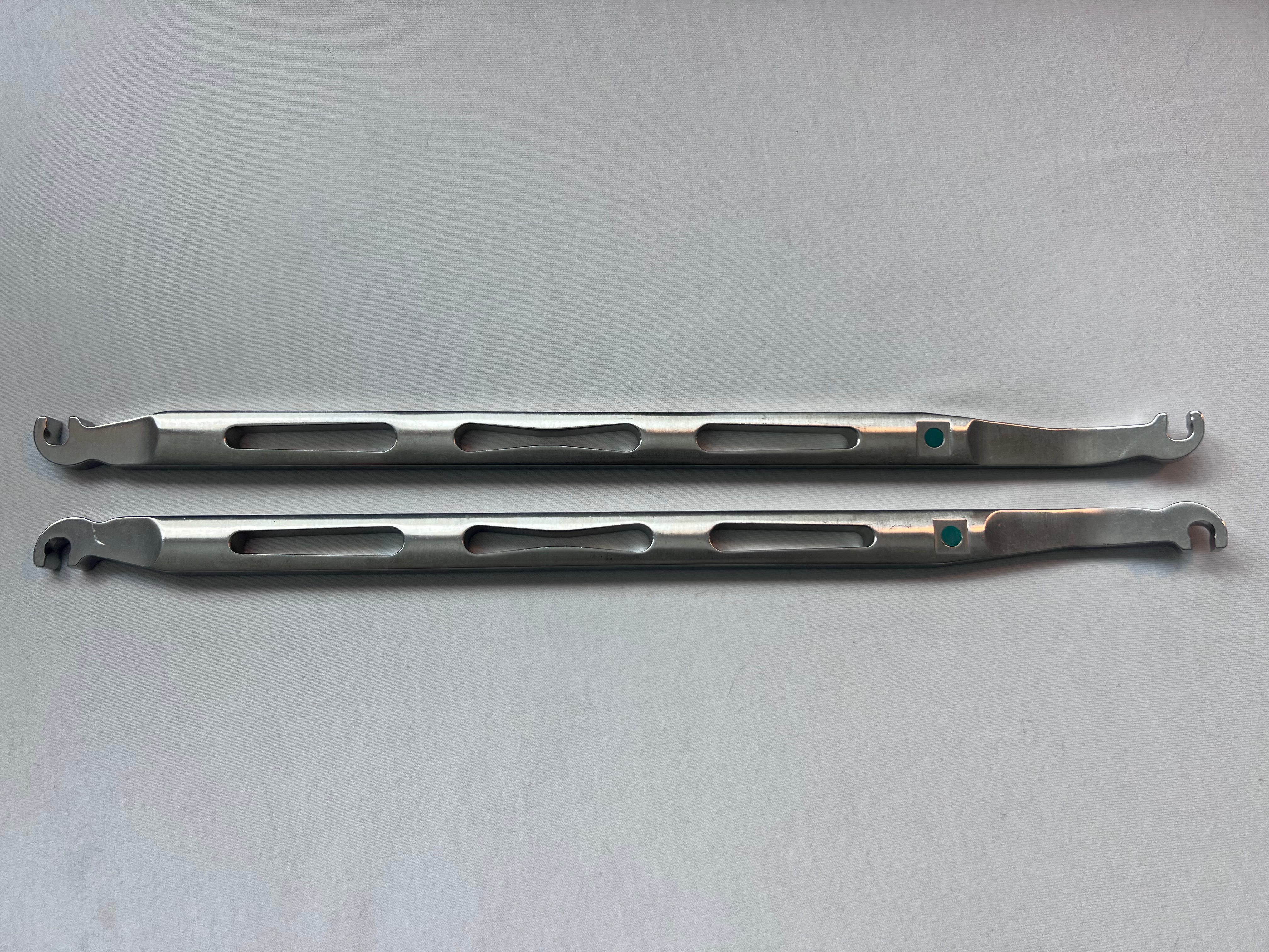 Set Of 2 DS 2770-30-050 Left & Right 5.5mm In-Situ Rod Benders US1850