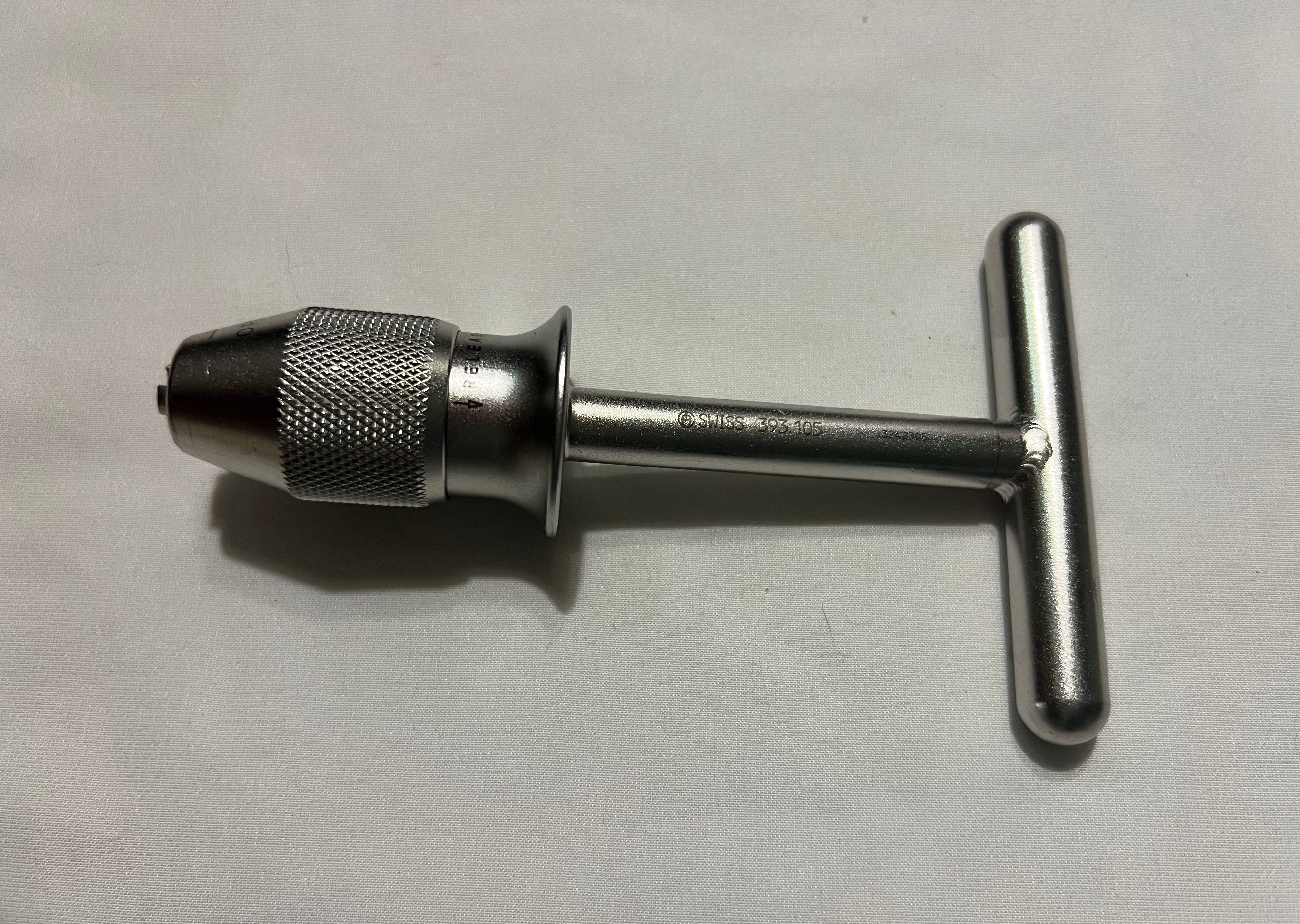 393.105 Small Universal Chuck T-Handle US1503