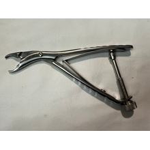 398.994 Serrated Forceps w/ Speed Lock US1435