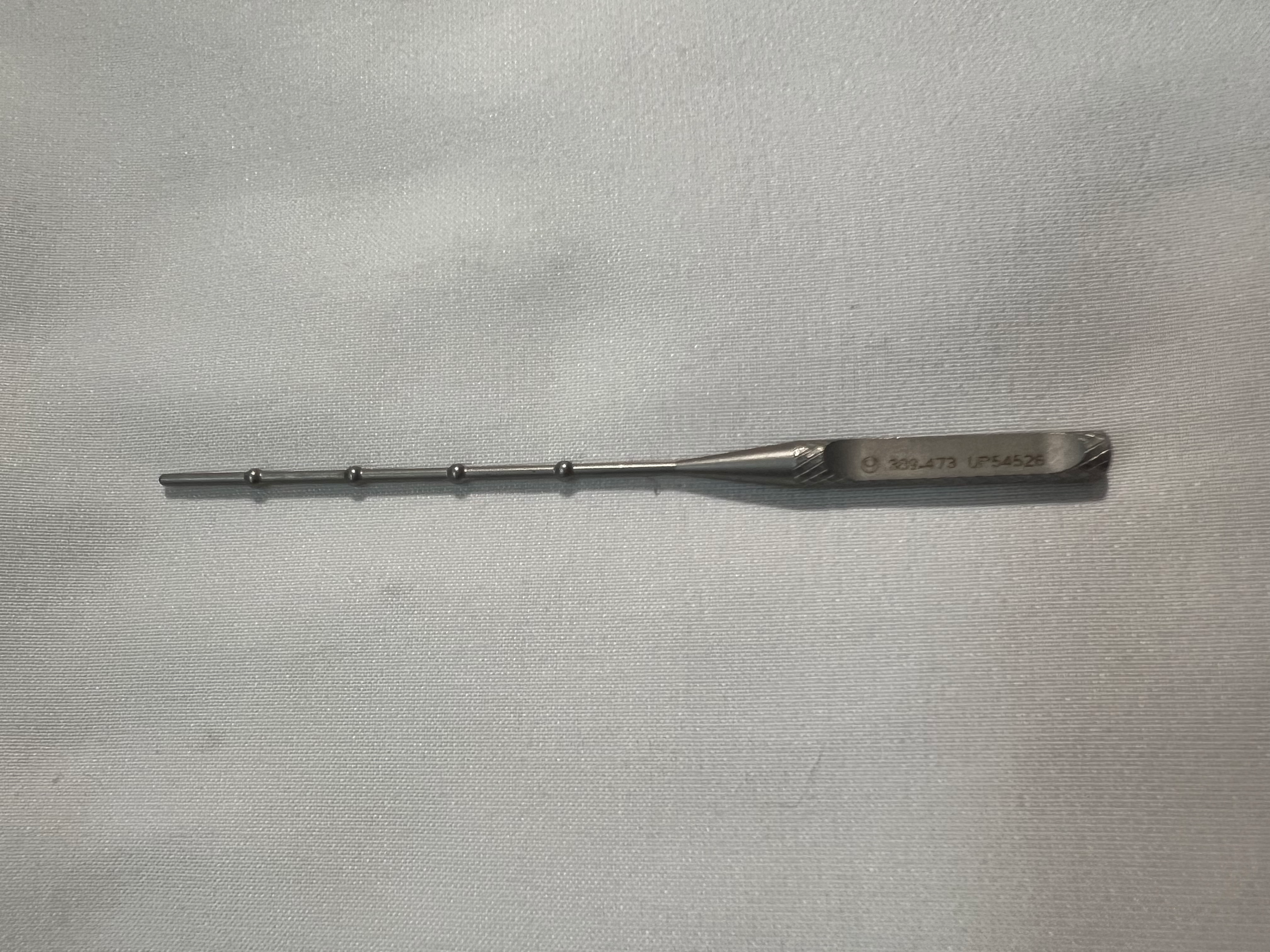 389.473 Small Pedicle Marker w/ Short Beaded Markings US1476