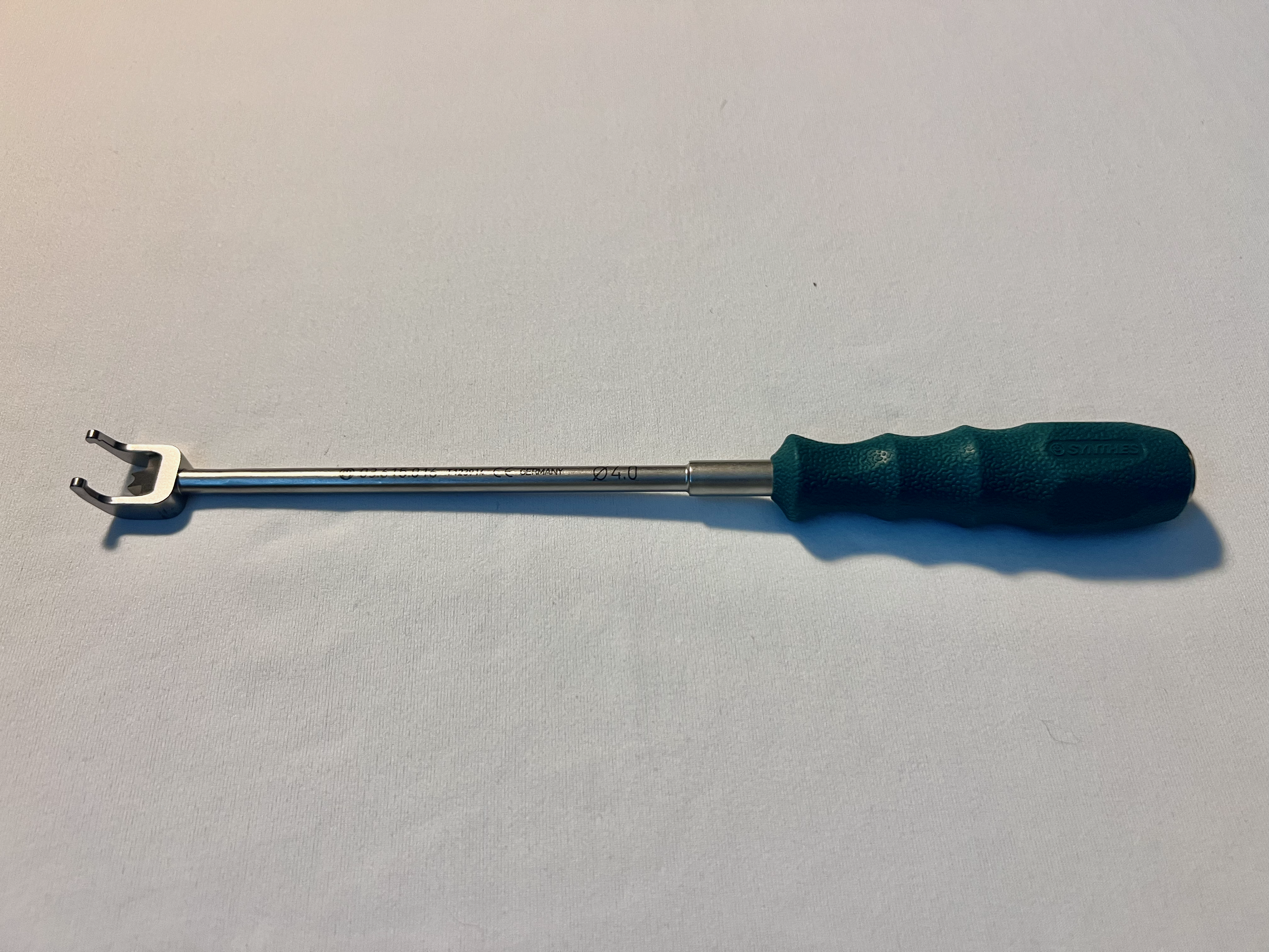 03.615.016 Orthopedic 4.0mm Rocker Fork US913